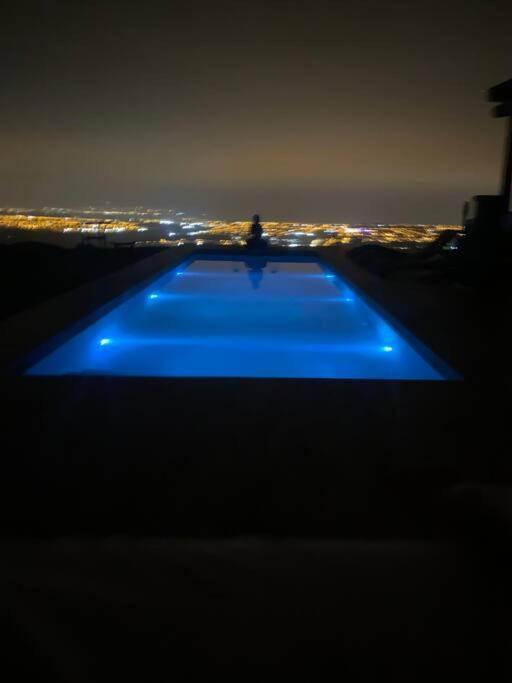 Casa Mirador, gran vista a la ciudad y el mar
