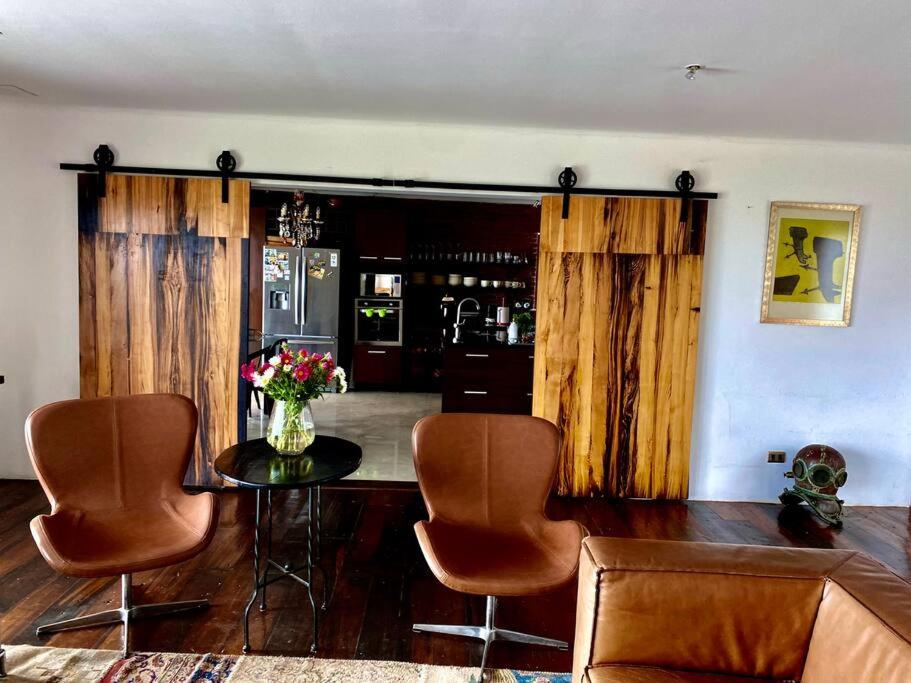 Casa Mirador, gran vista a la ciudad y el mar