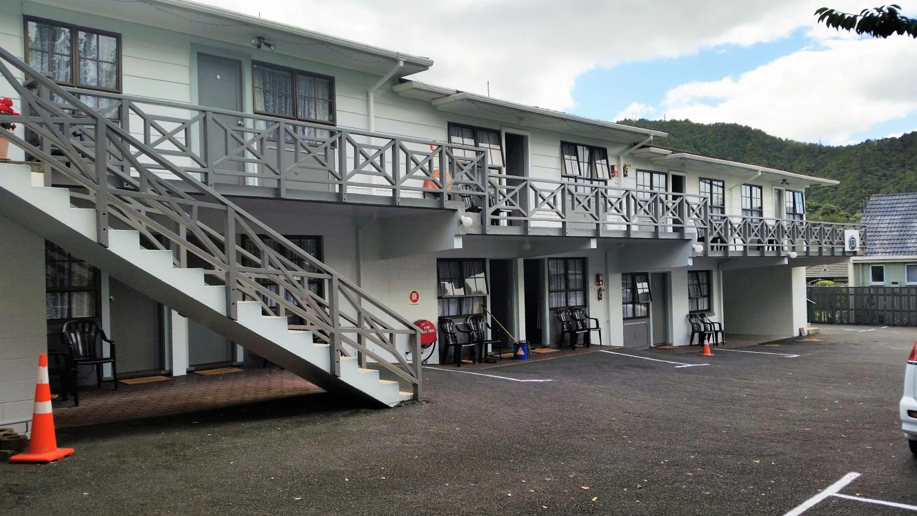 Stonehaven Motel view 3