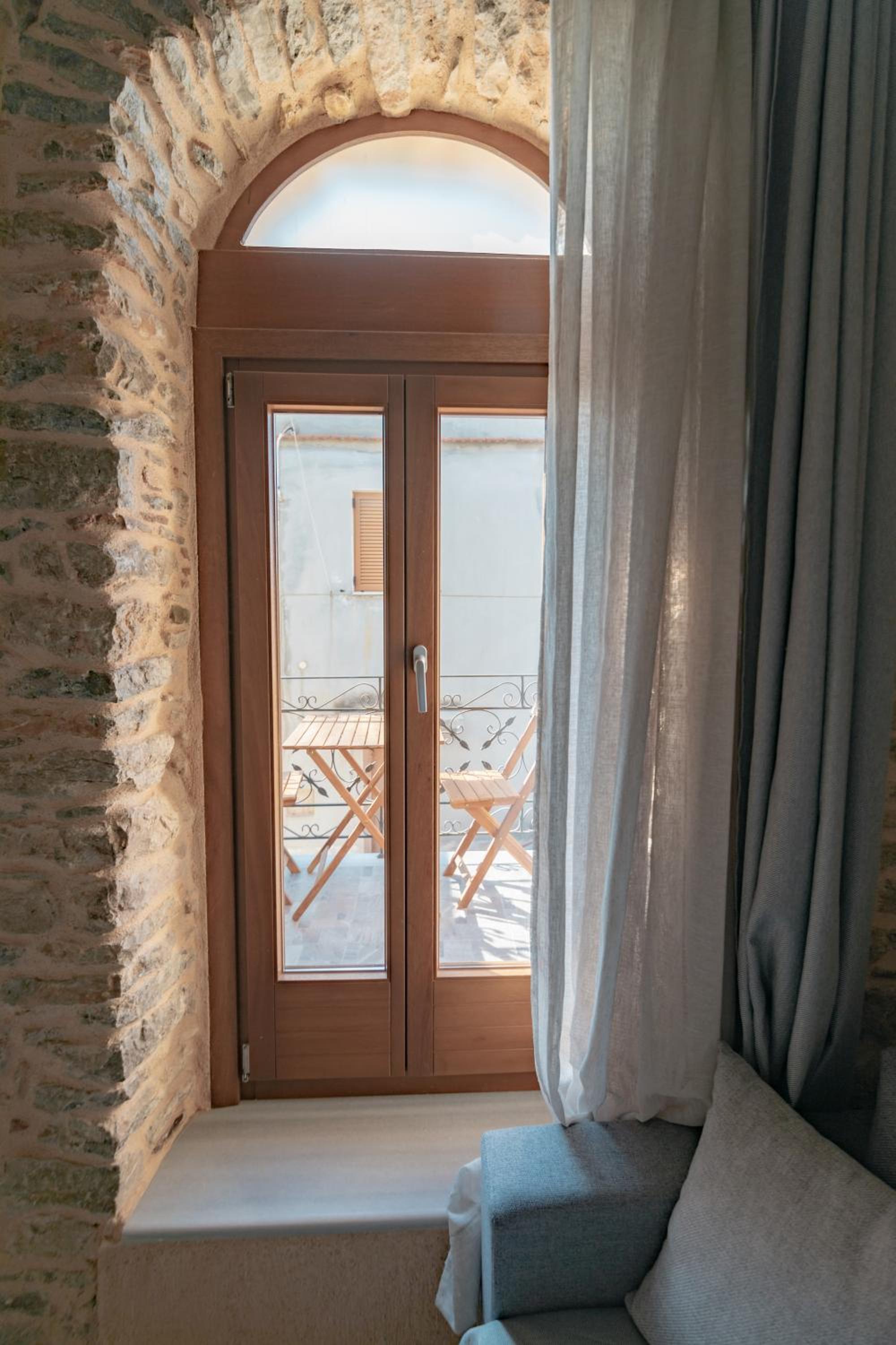 Avgoustinos house