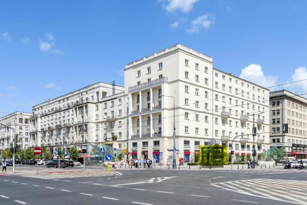 Golden Apartments Warsaw - Comfortable 2-Bedroom in City Center, Marszałkowska