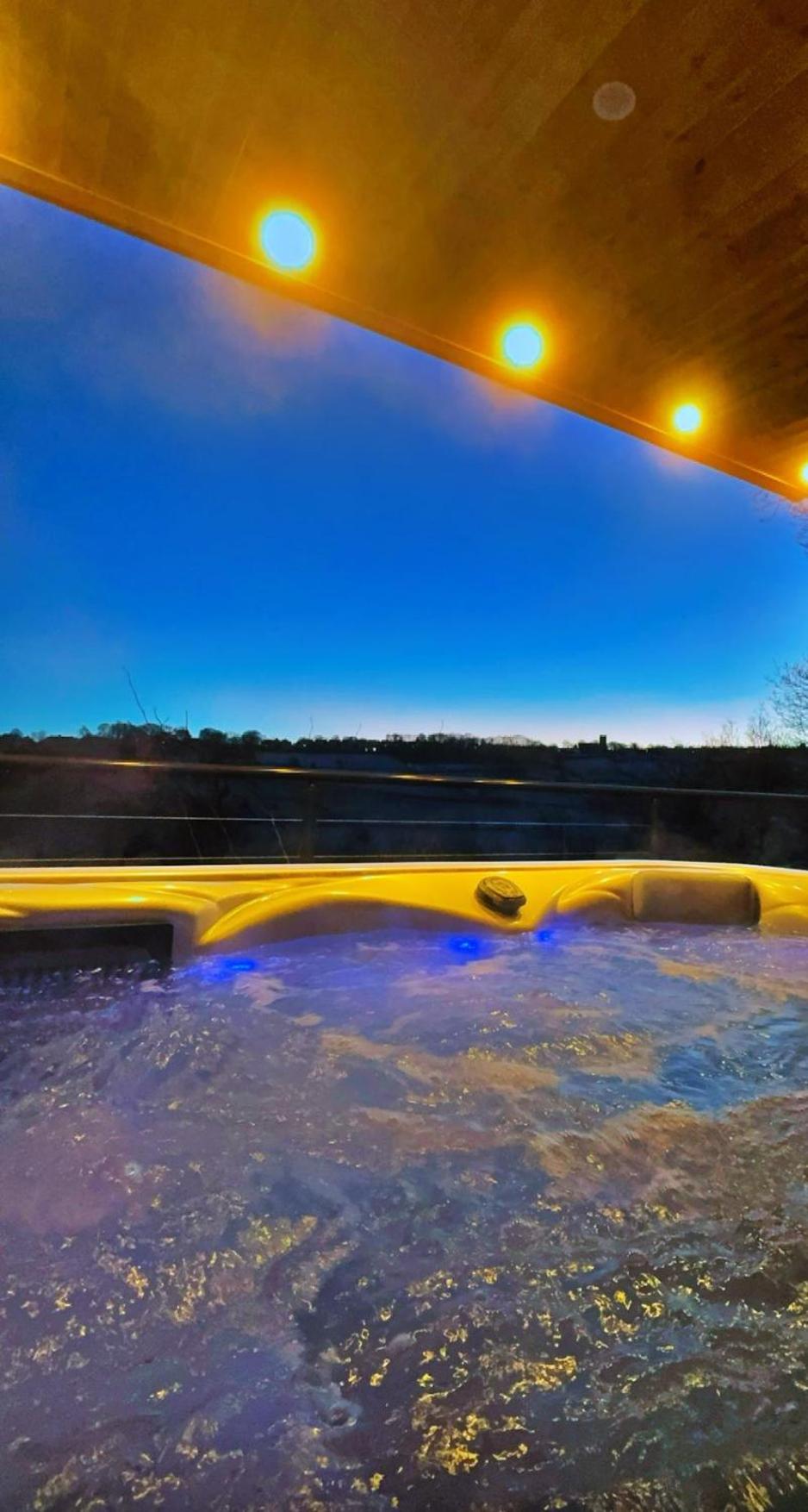 Woodroyd Spa Suites view 3