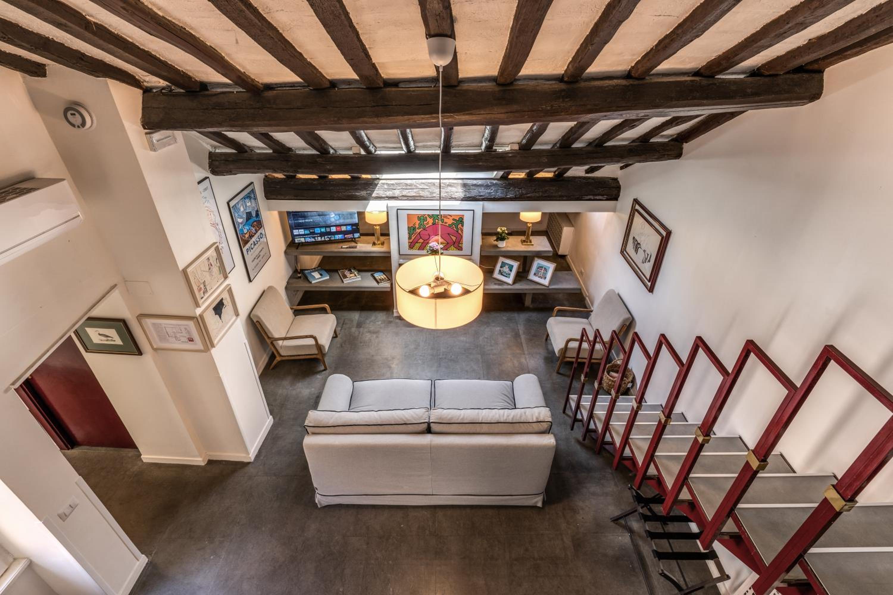 Domus in Via Del Corso