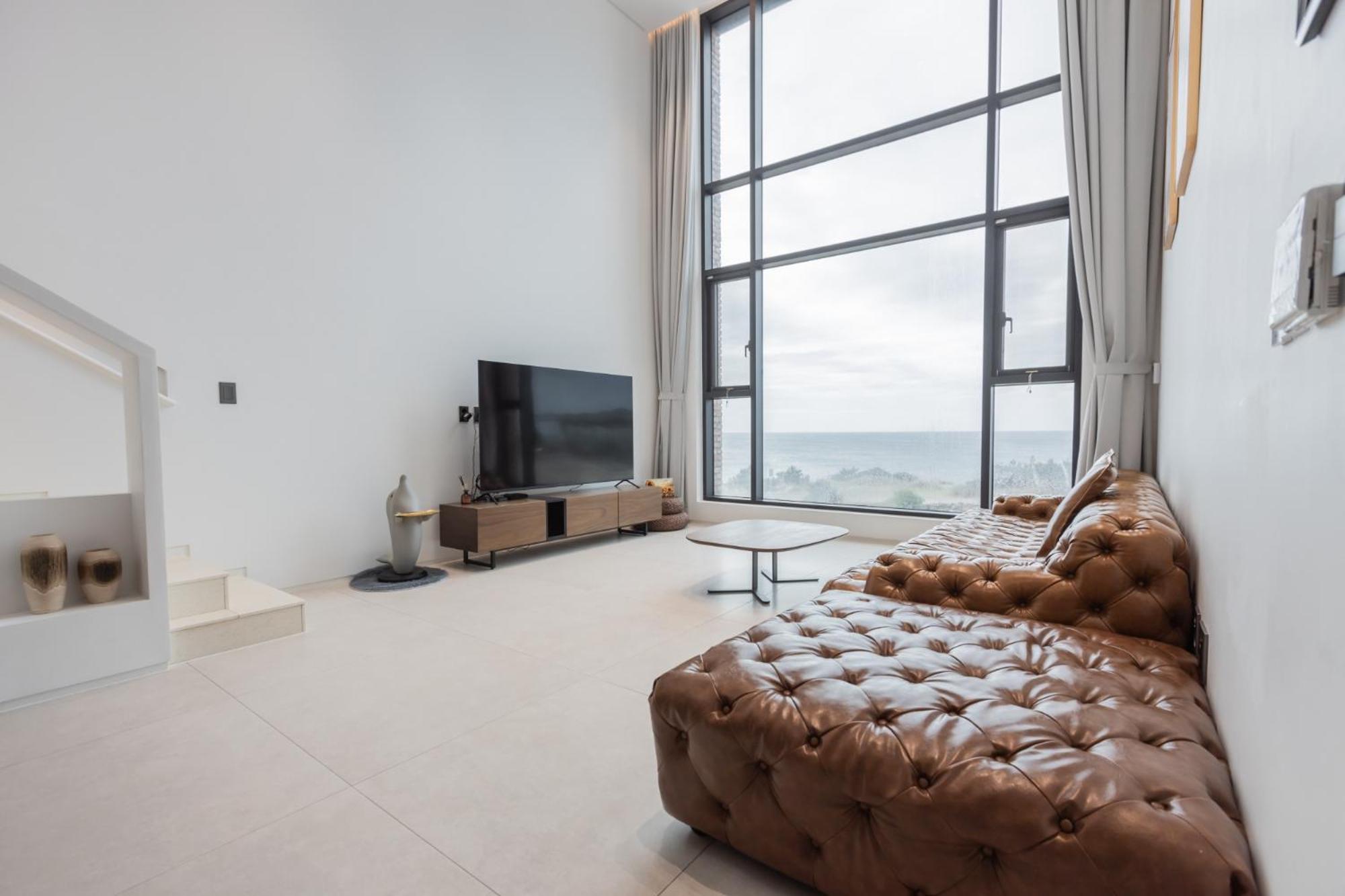 Dolphin Penthouse