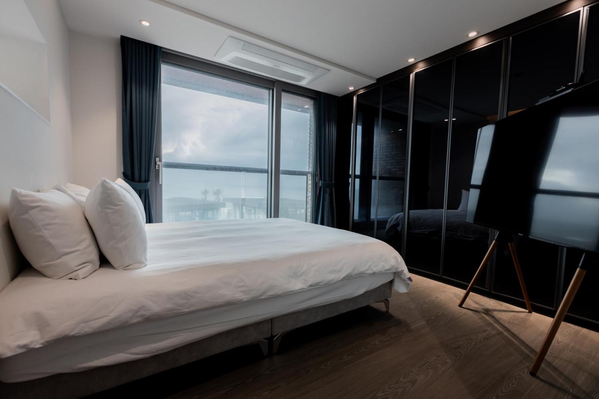 Dolphin Penthouse