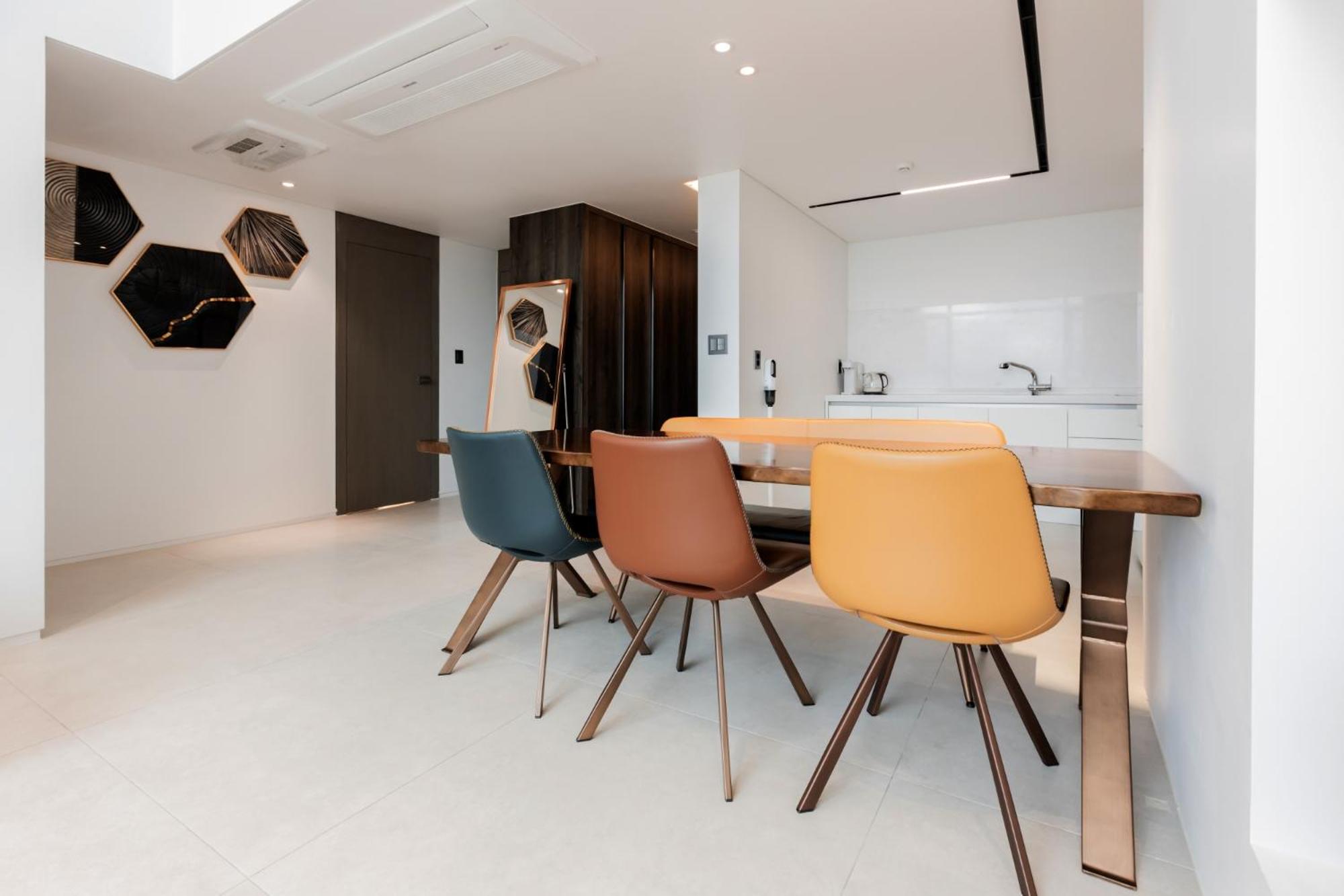 Dolphin Penthouse