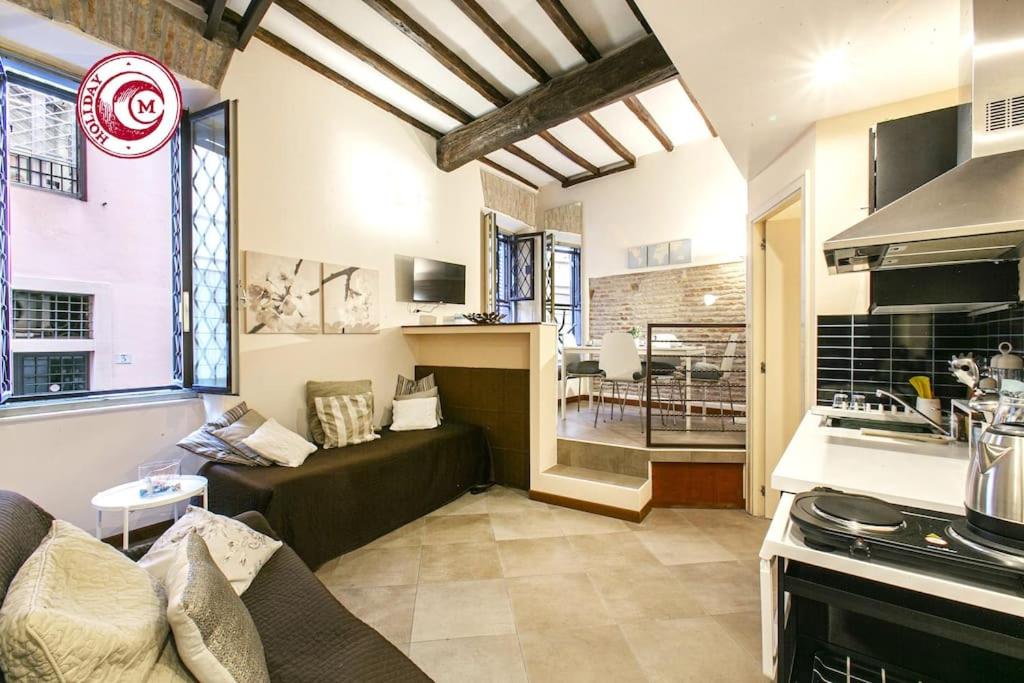 C M Via Veneto Sweet Apartment