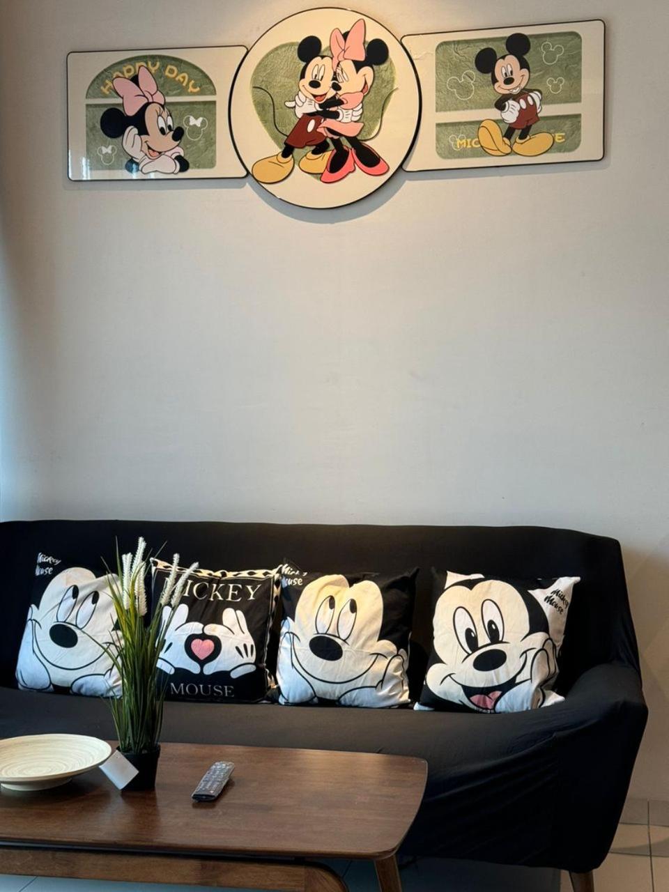 Mickey Mouse Couple 1 Genting Highlands photo 1