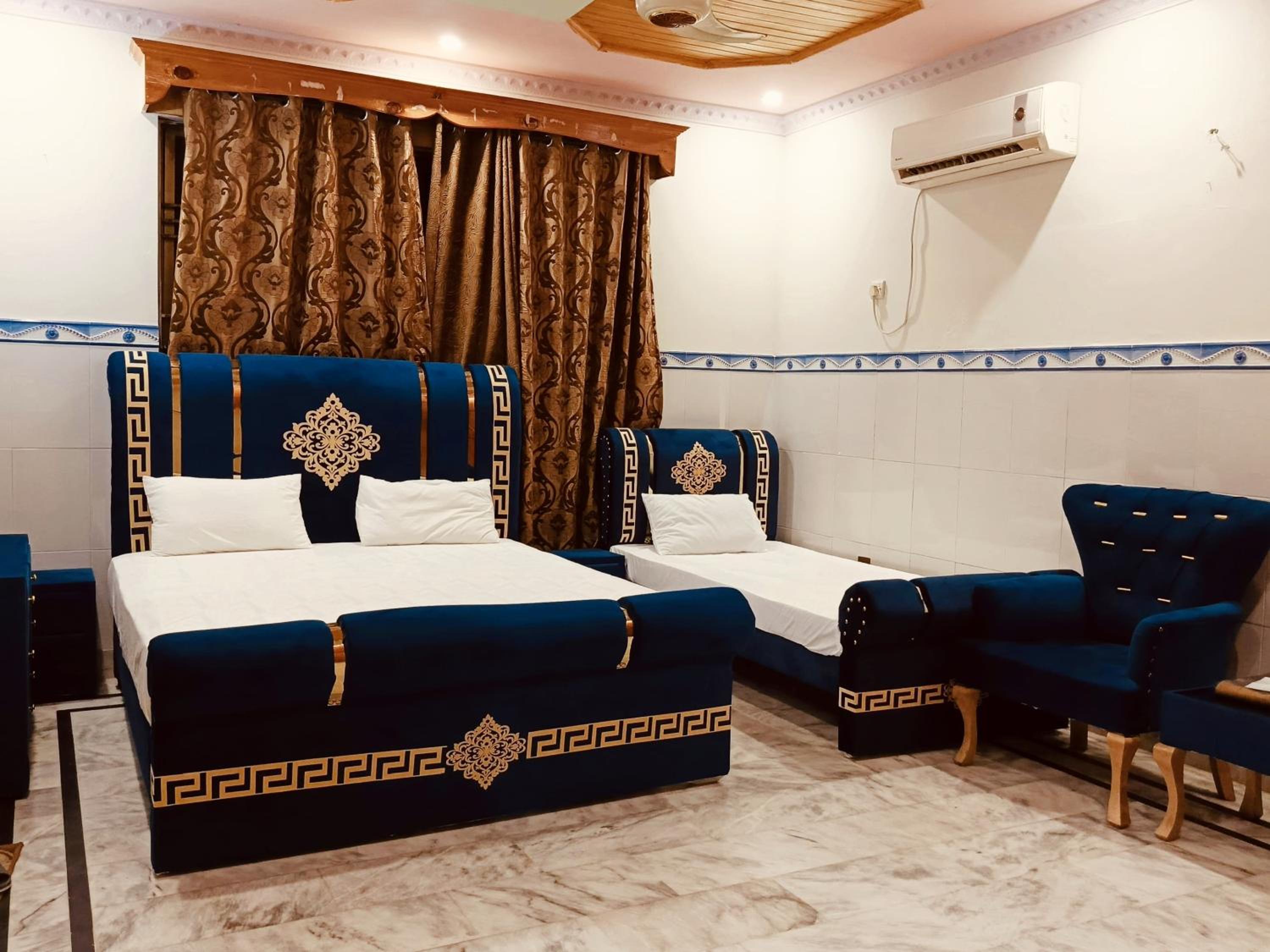 Istanbul Inn