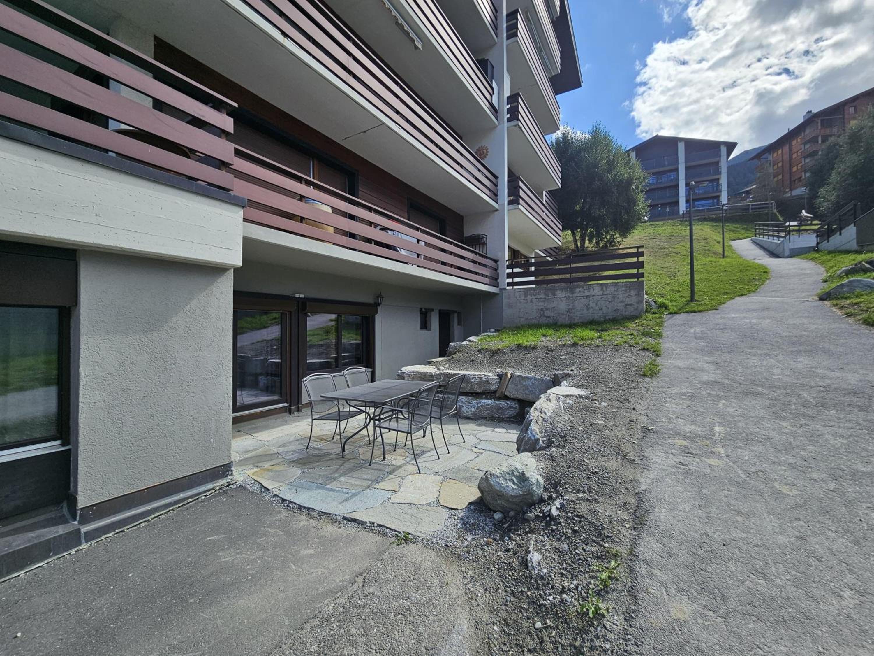 Photo 14