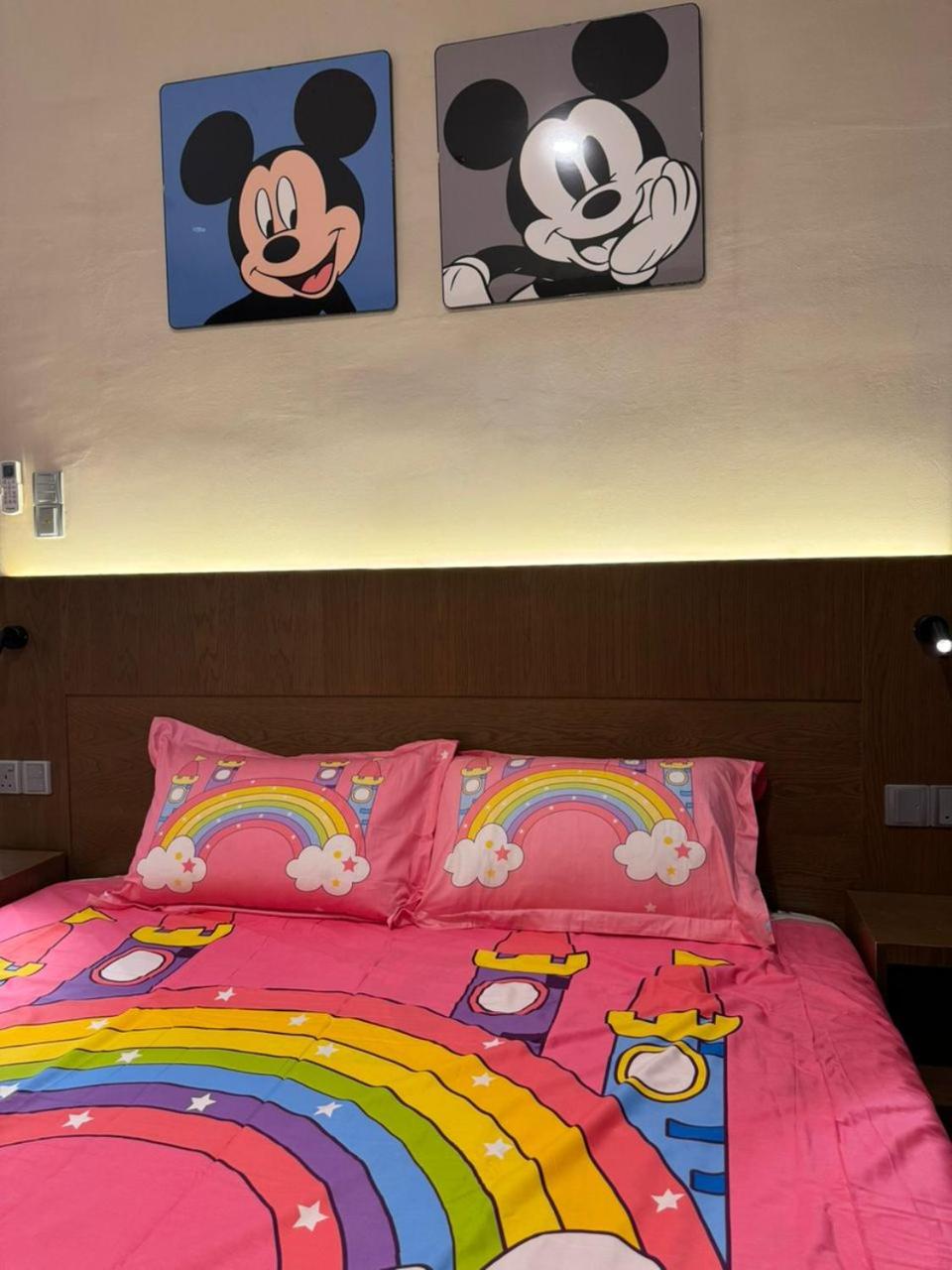 Mickey Mouse Couple 2 Genting Highlands