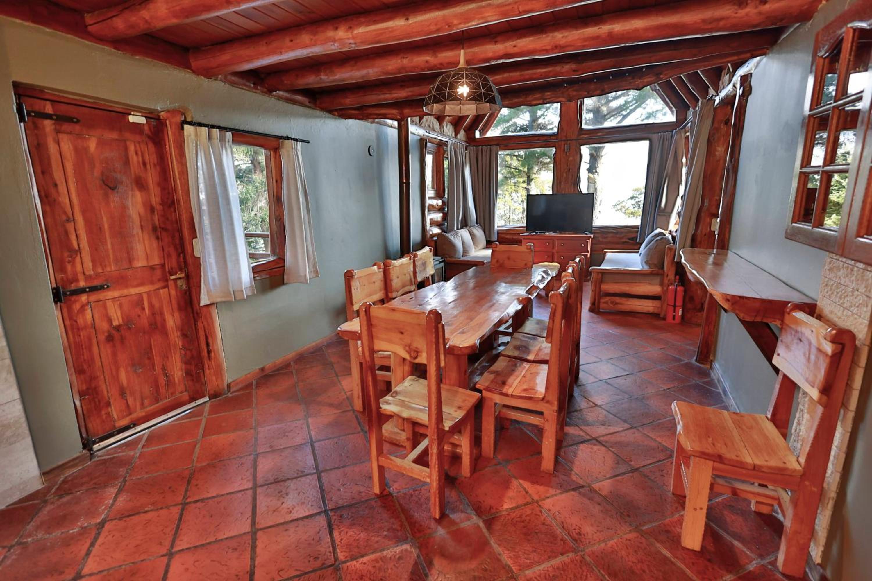 Cabañas Villa Labrador con costa de lago