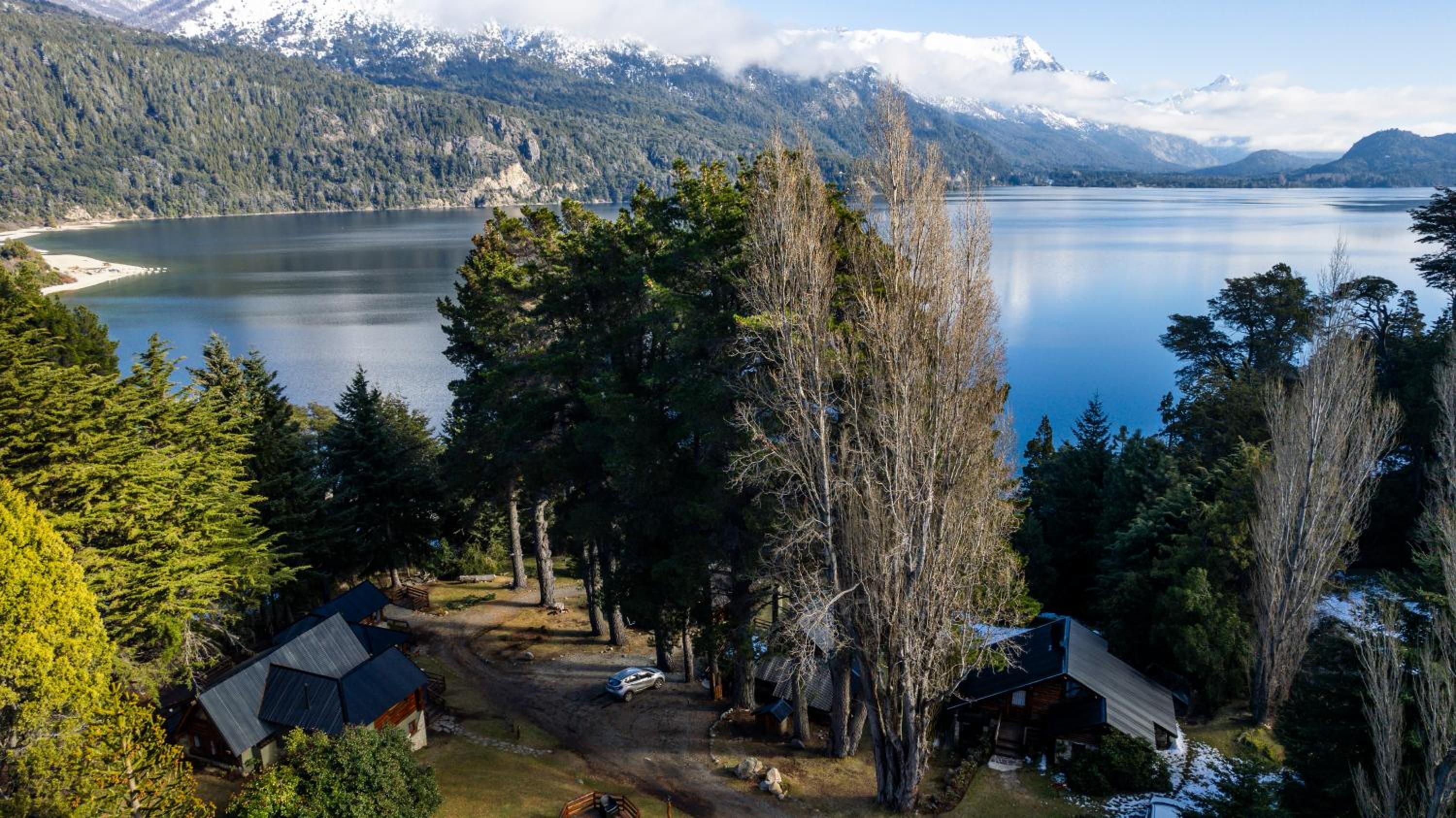 Cabañas Villa Labrador con costa de lago
