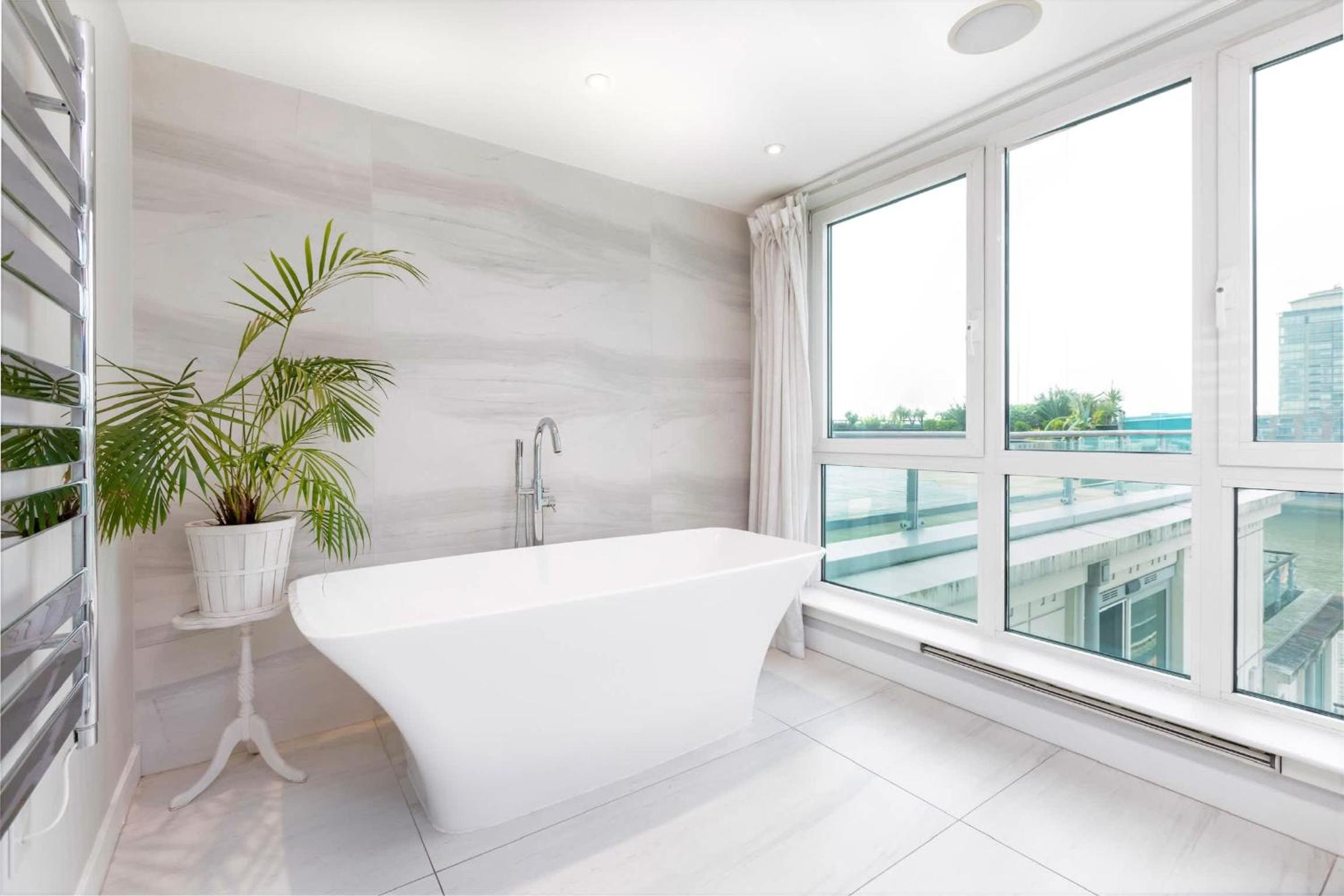 Luxury Panoramic 3 bed with private terrace