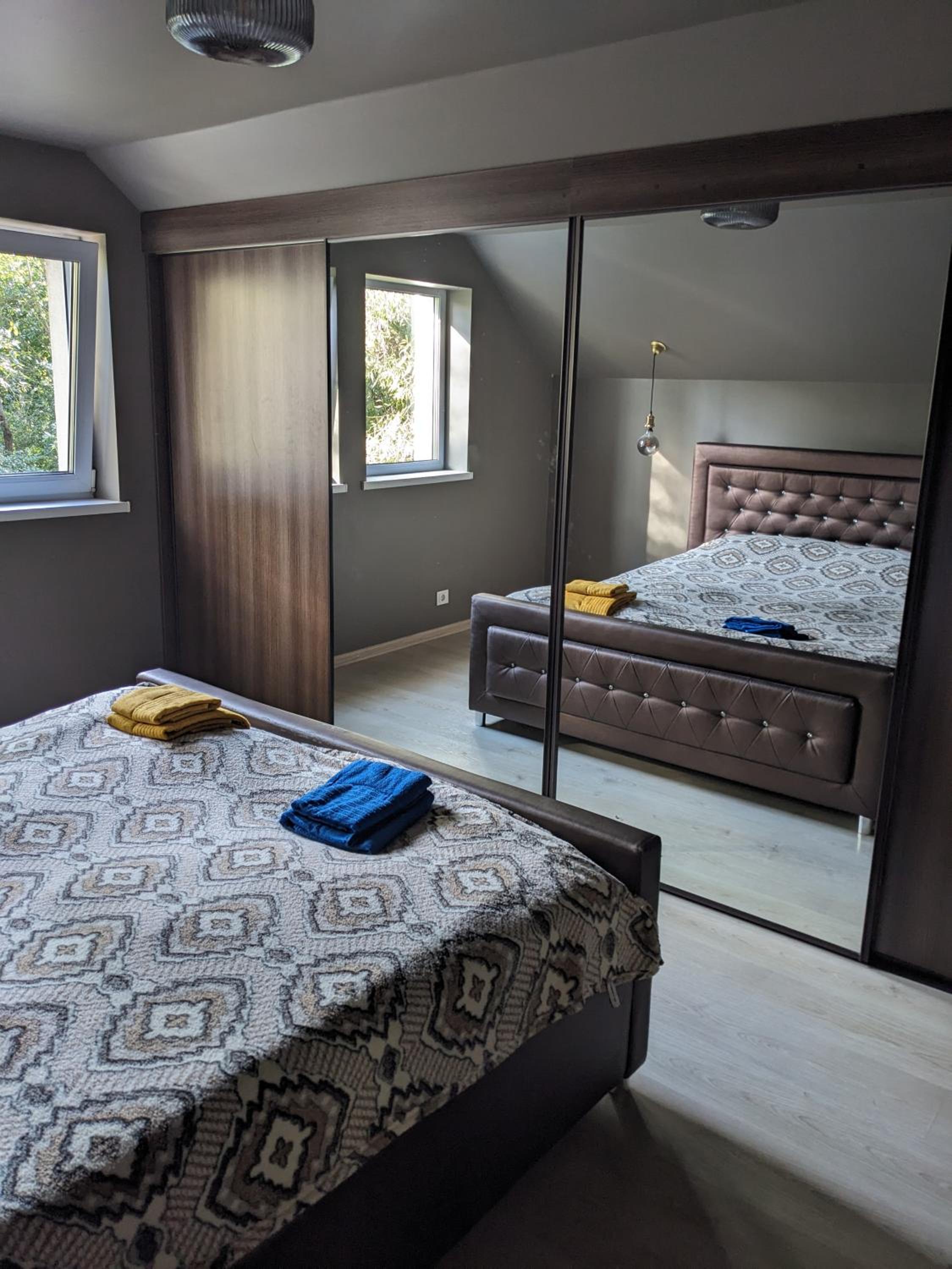 Family and pet friendly house surrounded by nature near city center view 4