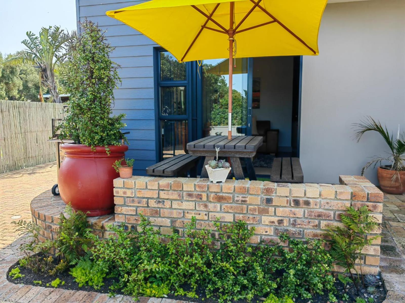 Karibu Self-catering Accommodation - Image 3