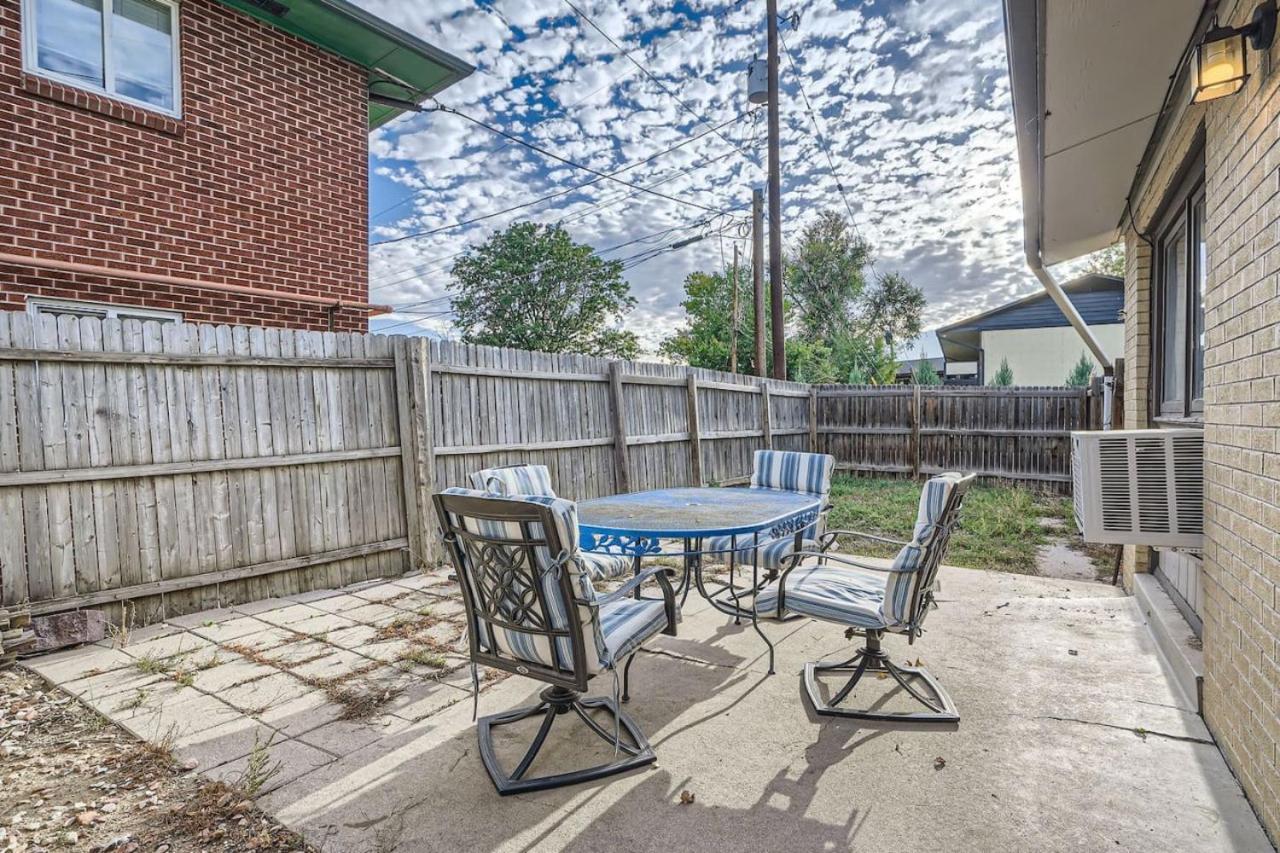 Vaulted Ceilings, Natural Light Apt near Olde Town view 4