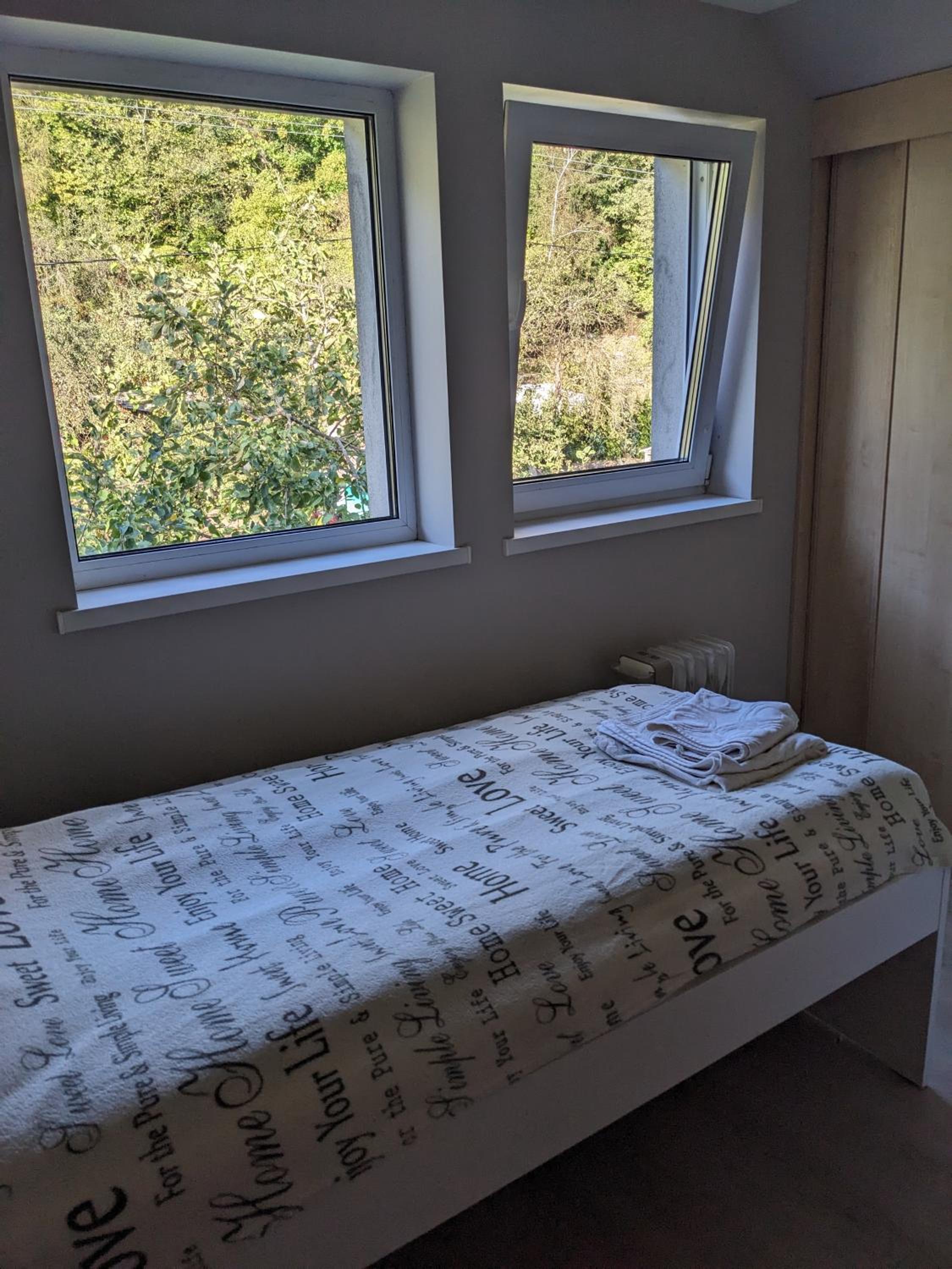 Family and pet friendly house surrounded by nature near city center view 5