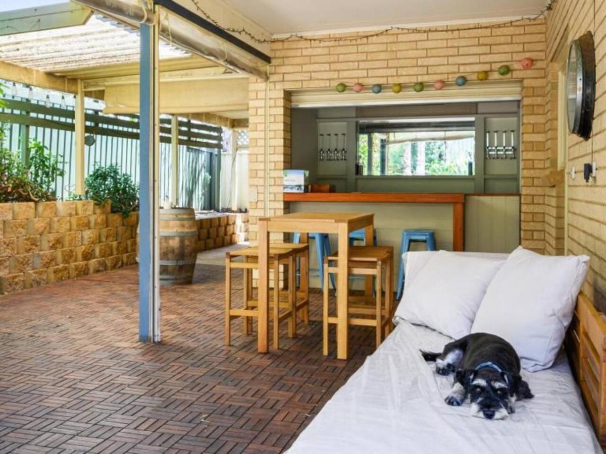 Casa Del Frankie. Maslin Beach