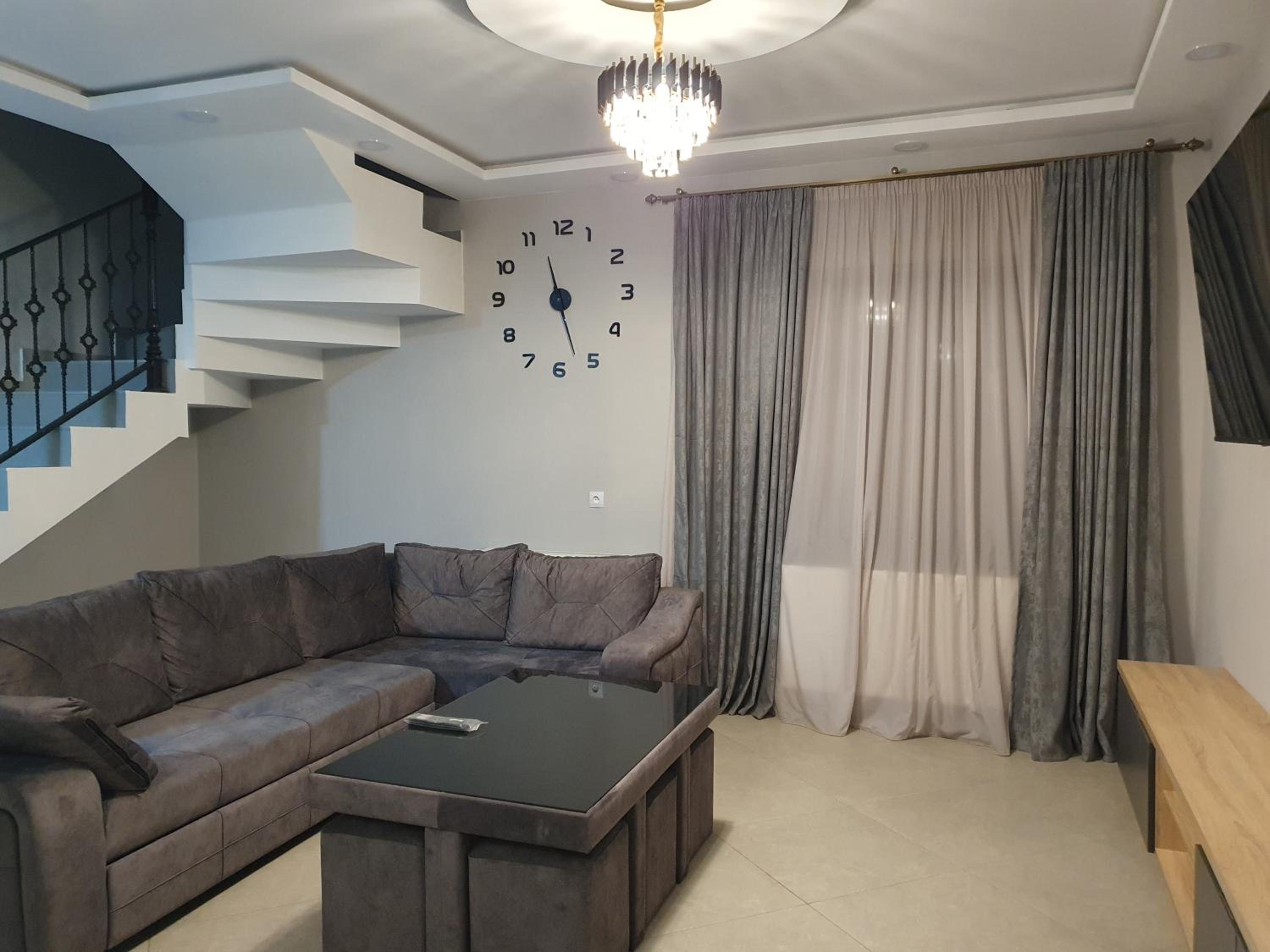 Gesh House