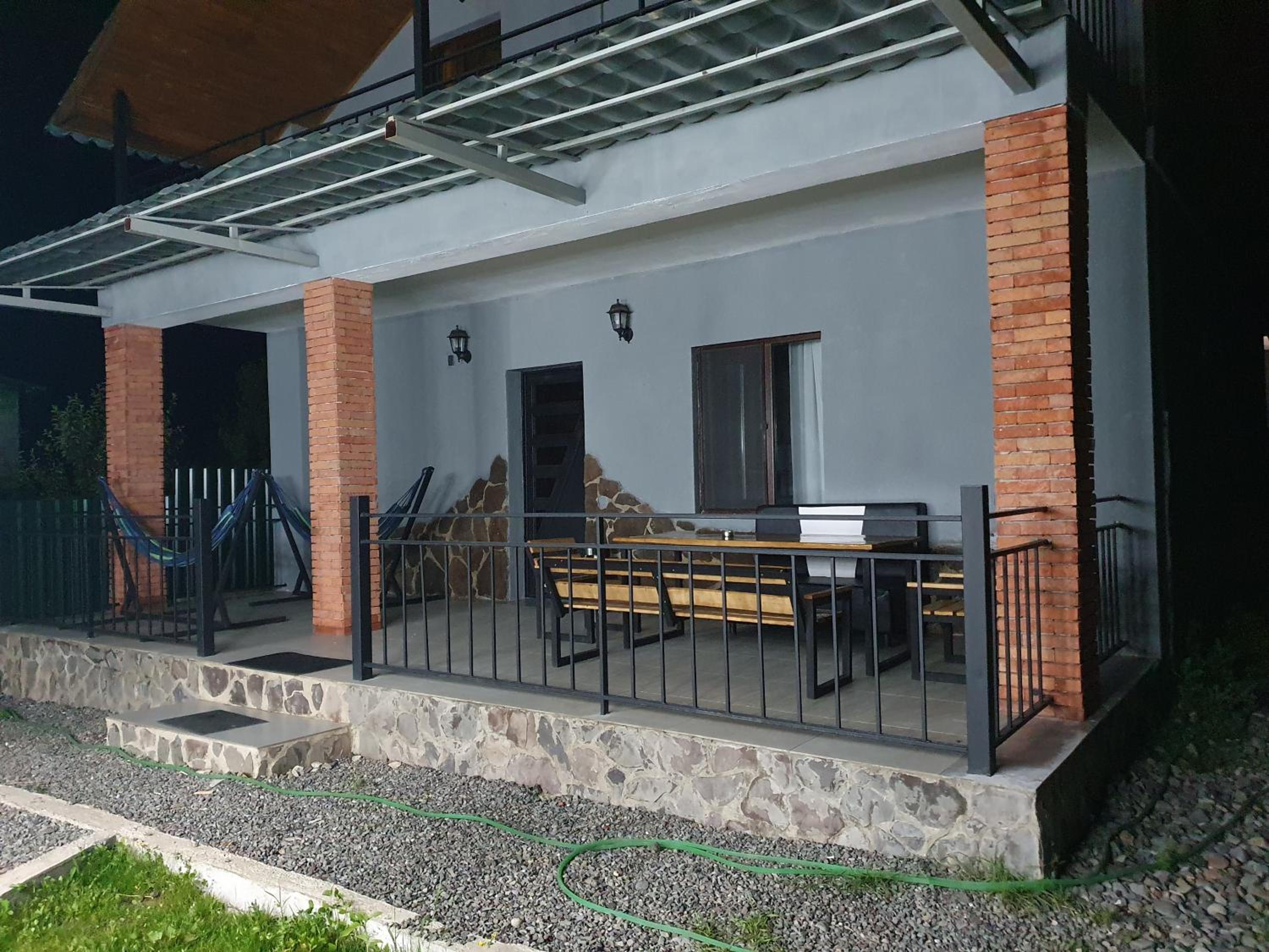 Gesh House