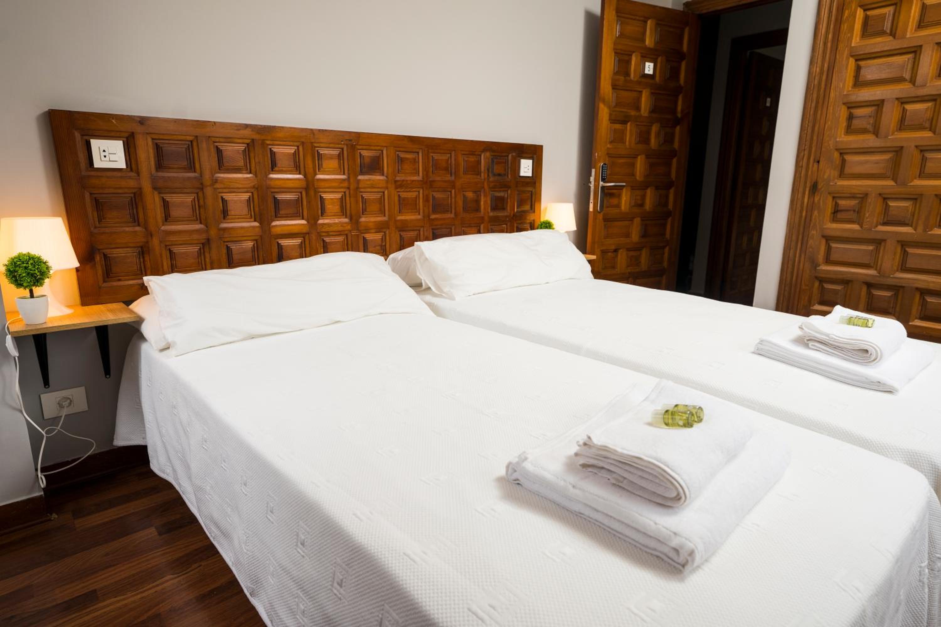 Paratene Ostatu Habitaciones
