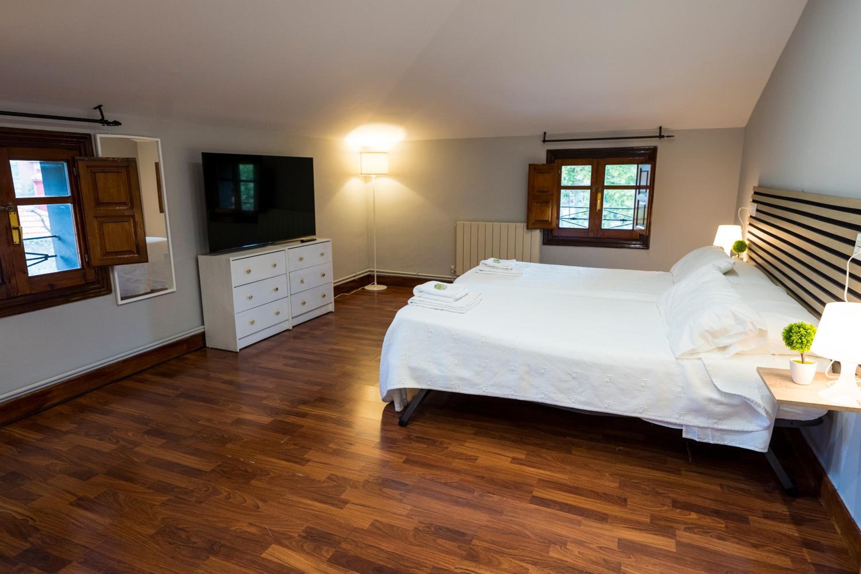 Paratene Ostatu Habitaciones