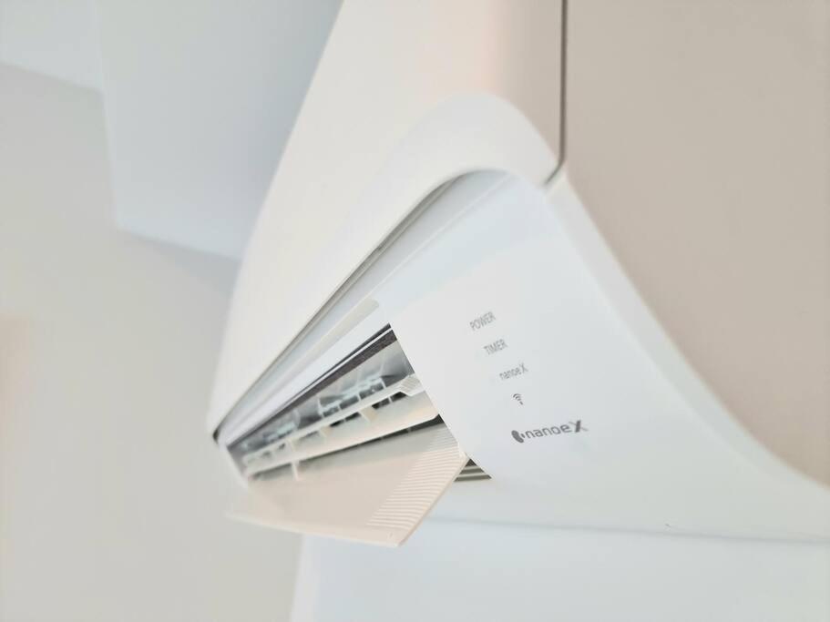 Sunny CBD Studio on Wilmer