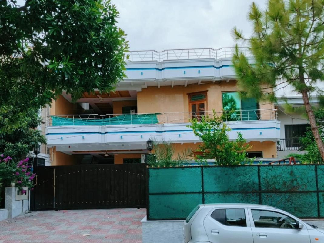 Istanbul Inn