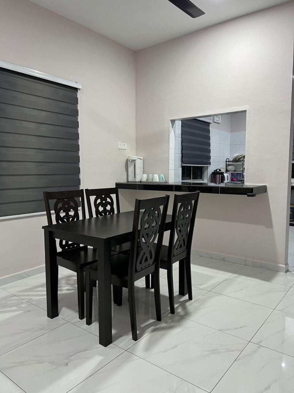 D'Nuha homestay Unit 2 Chenderong Balai Teluk Intan photo 5