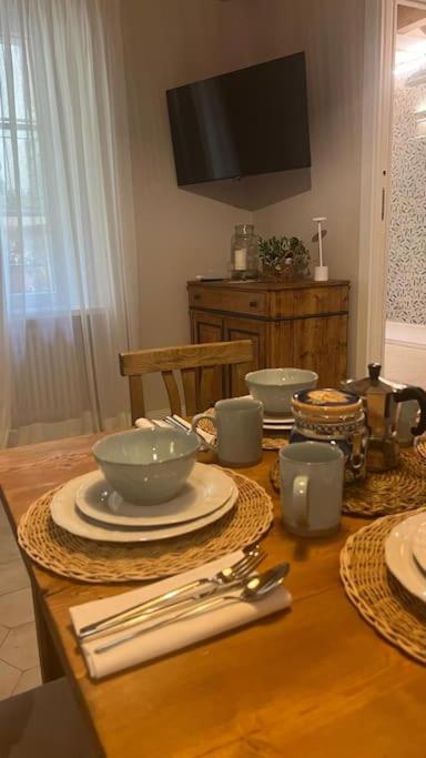 Casa Melox en Lezzeno — dining