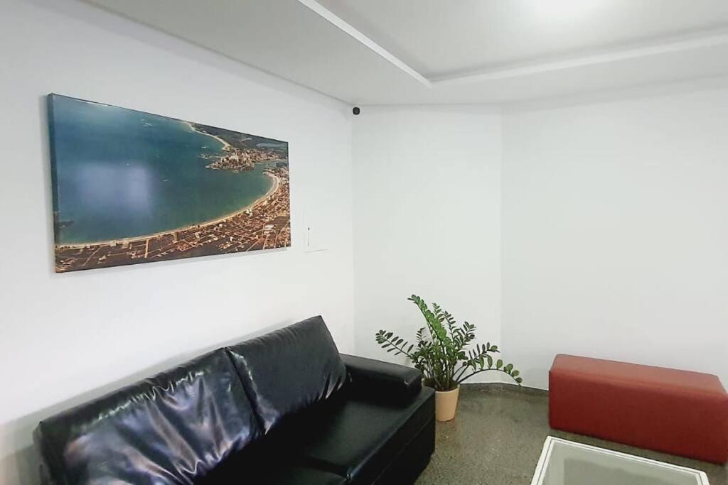 Apt Charmoso de 4 quartos na Praia do Morro