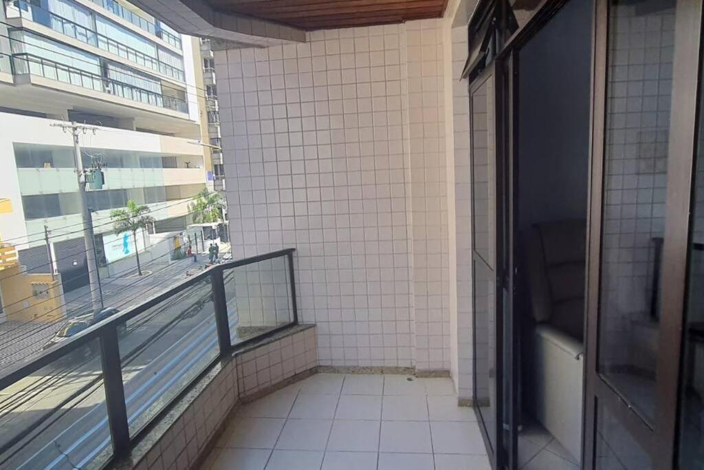 Apt Charmoso de 4 quartos na Praia do Morro