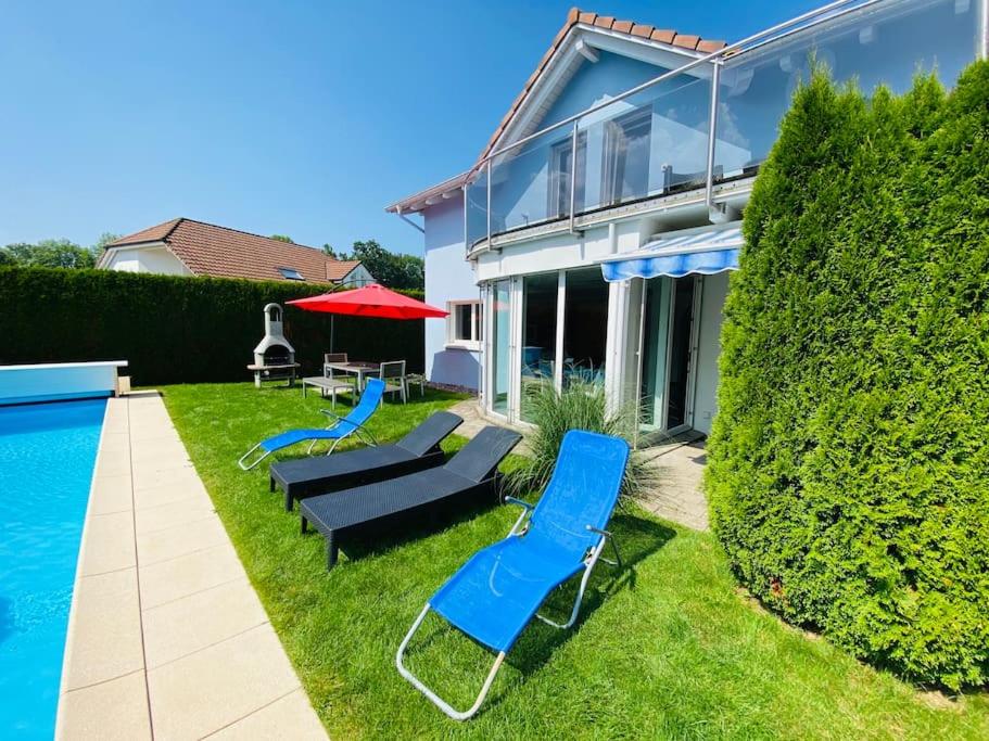 Villa with Pool - Leon's Holiday Homes