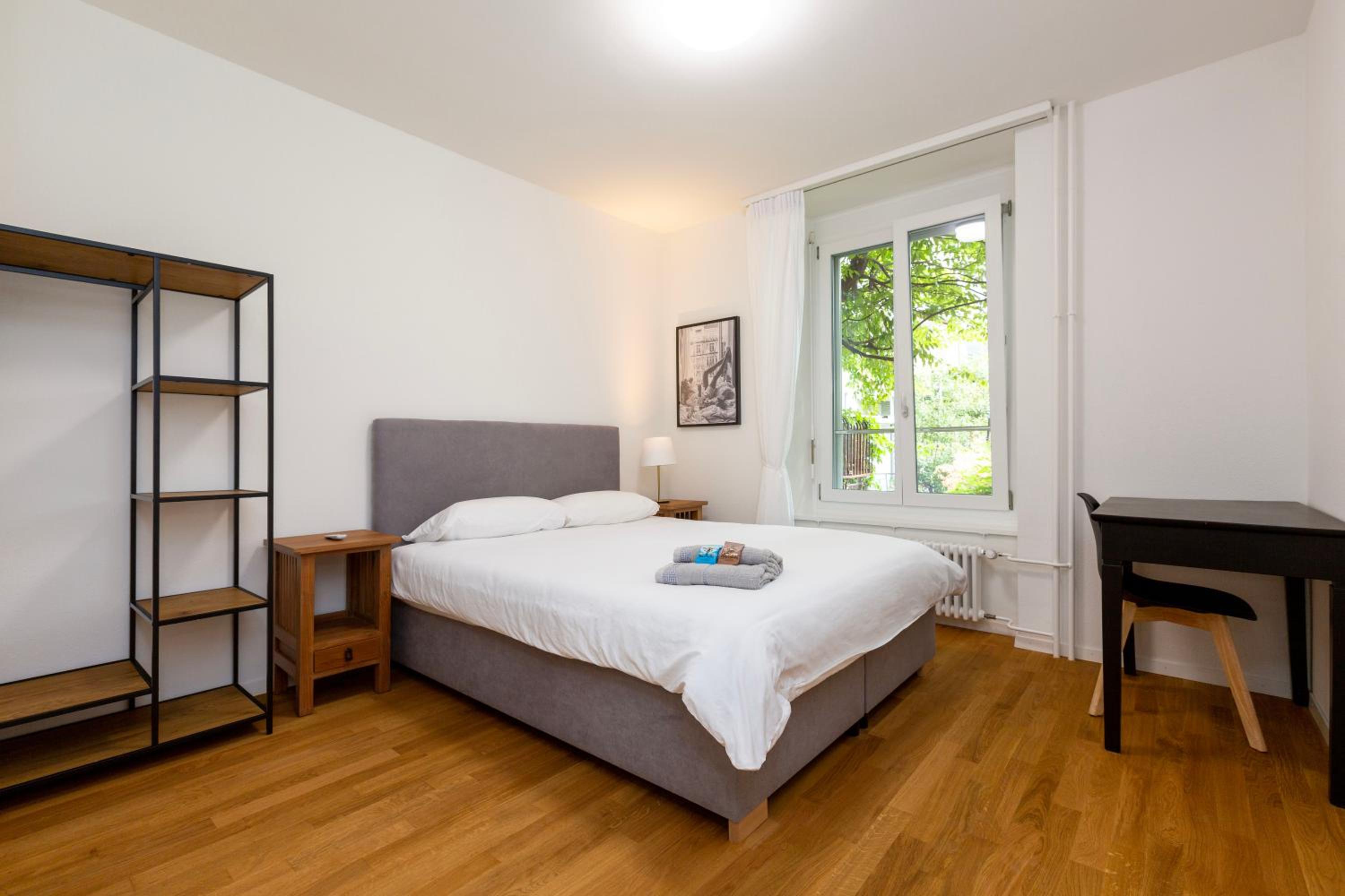 KAYA Zurich Apartment 1A - Downtown 2BR Deluxe Apt