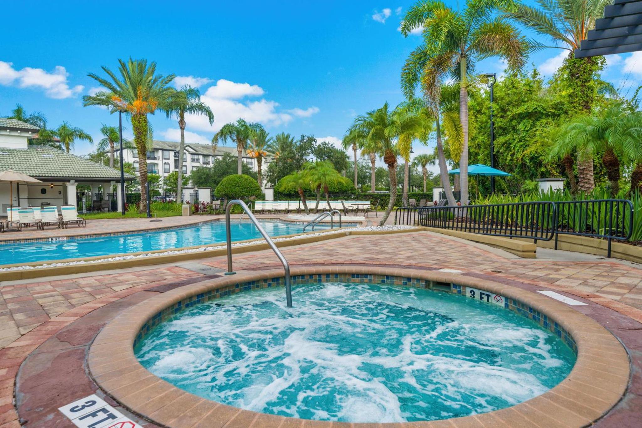 Vista Cay Luxury 3 bedroom Townhouse (#3114)