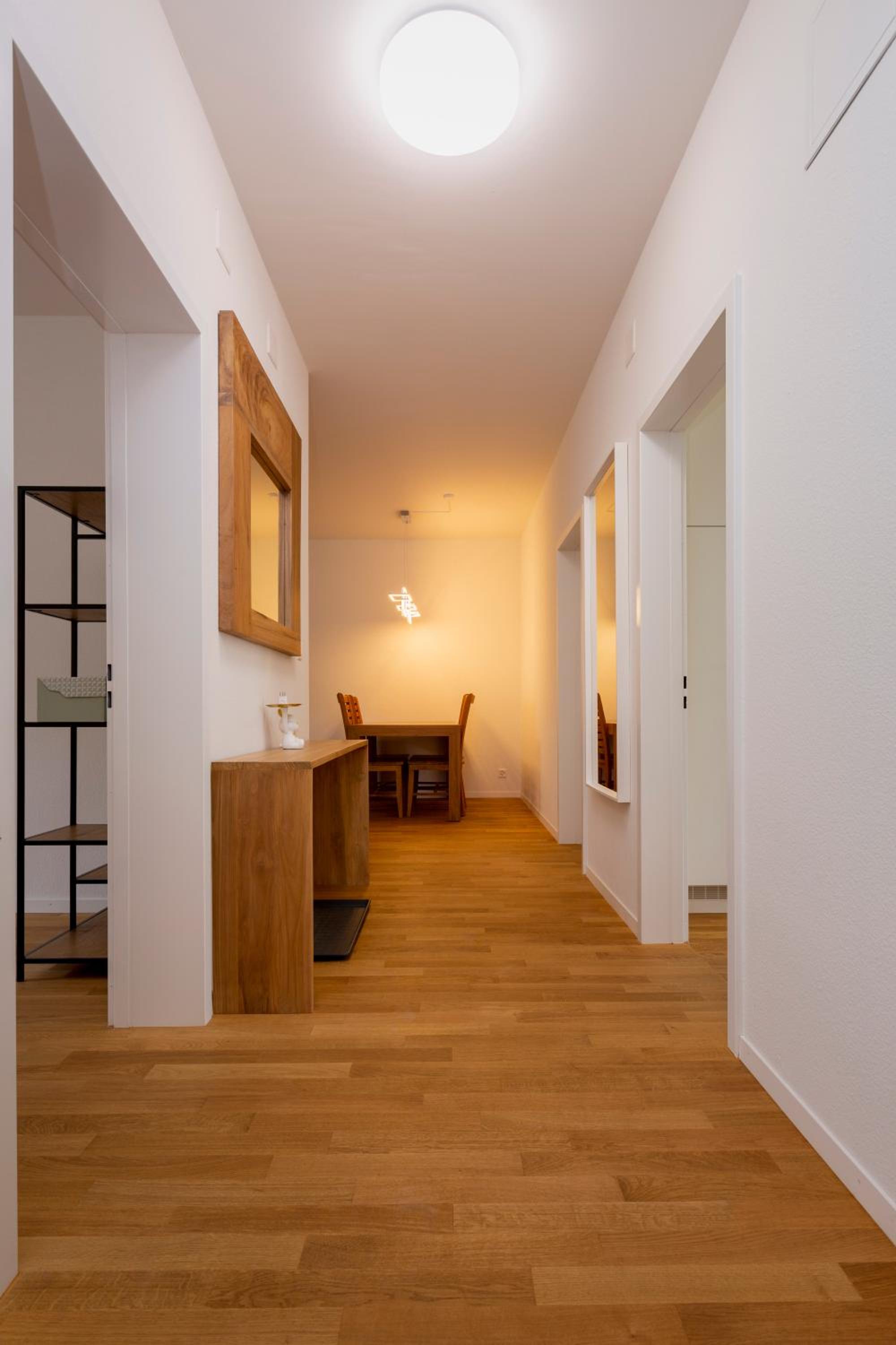 KAYA Zurich Apartment 1A - Downtown 2BR Deluxe Apt
