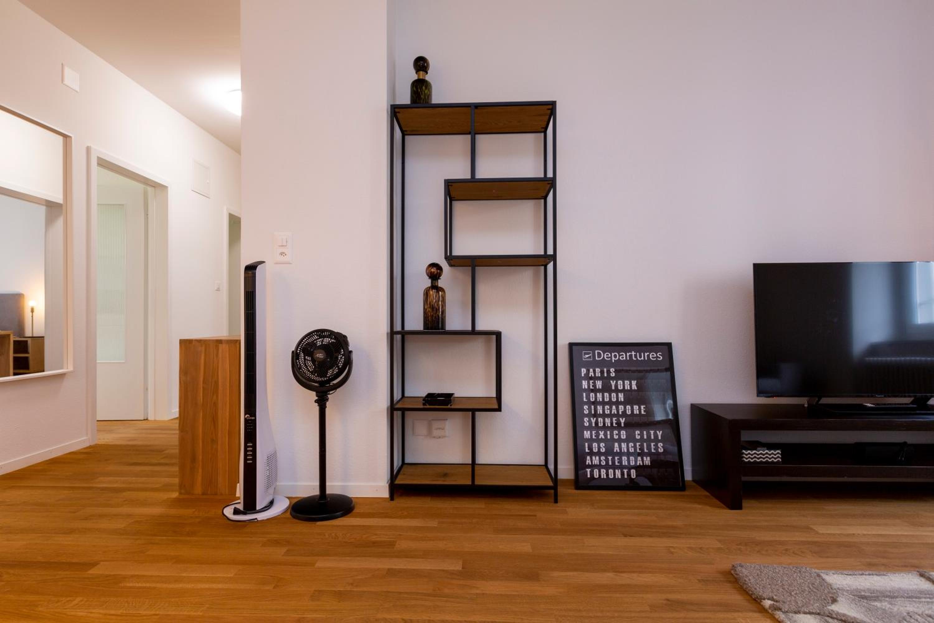 KAYA Zurich Apartment 1A - Downtown 2BR Deluxe Apt