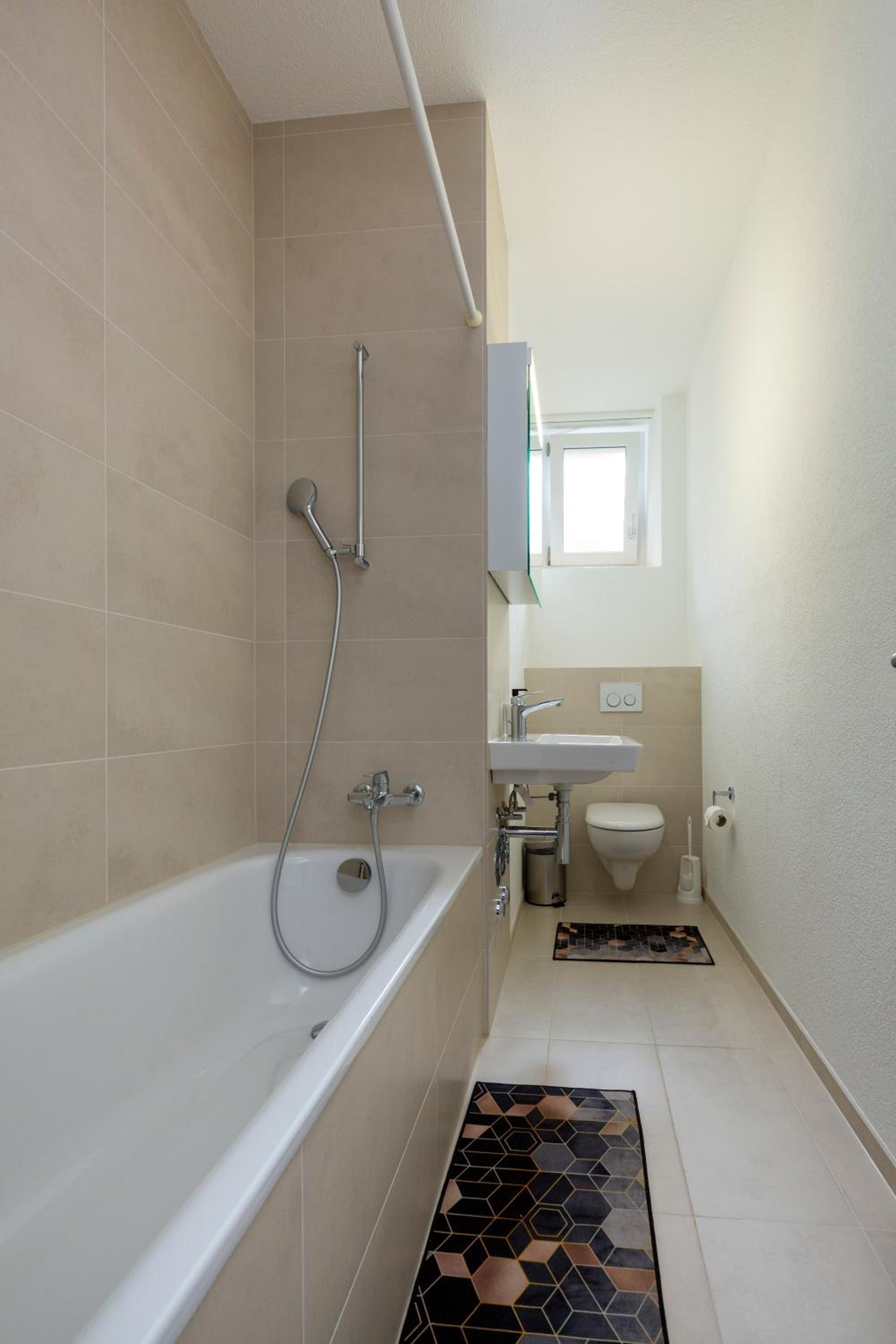 KAYA Zurich Apartment 1A - Downtown 2BR Deluxe Apt
