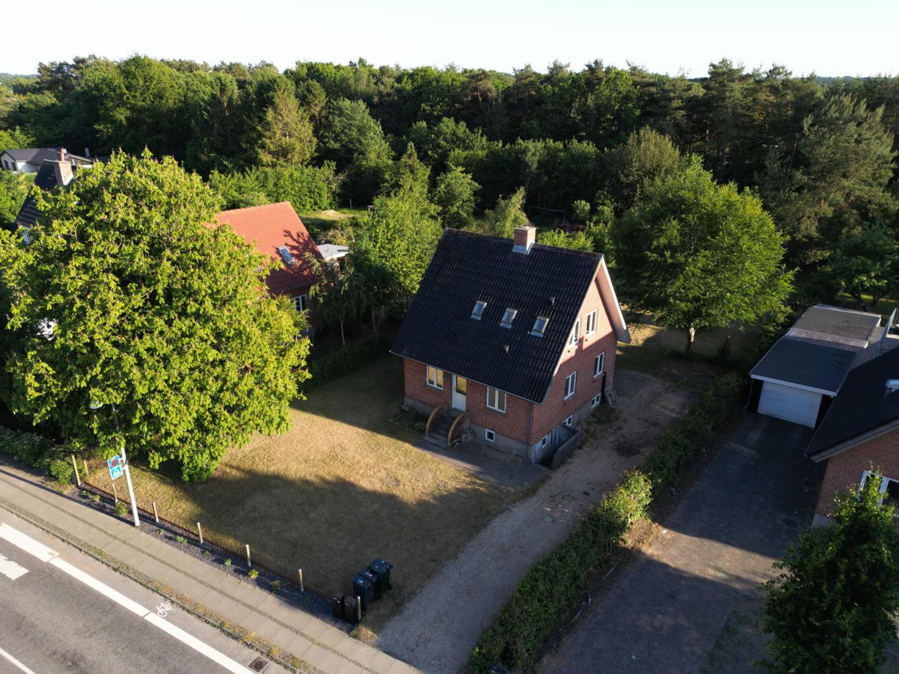 Lejlighed med gårdhave