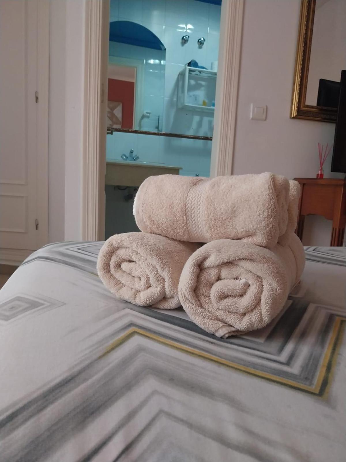 Hostal Montys