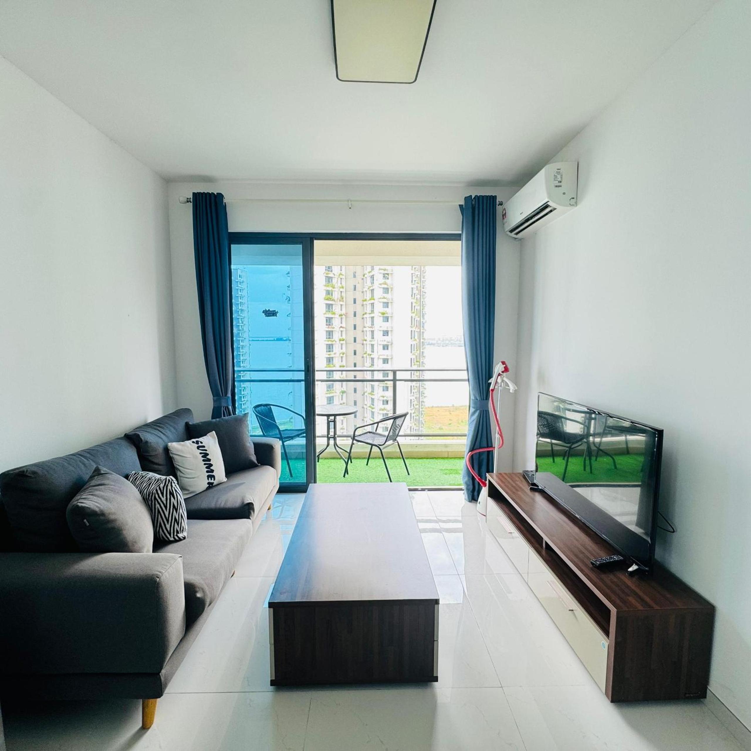 Seaview 2B1R 3pax Condo Forest City 3E-2216 photo 5