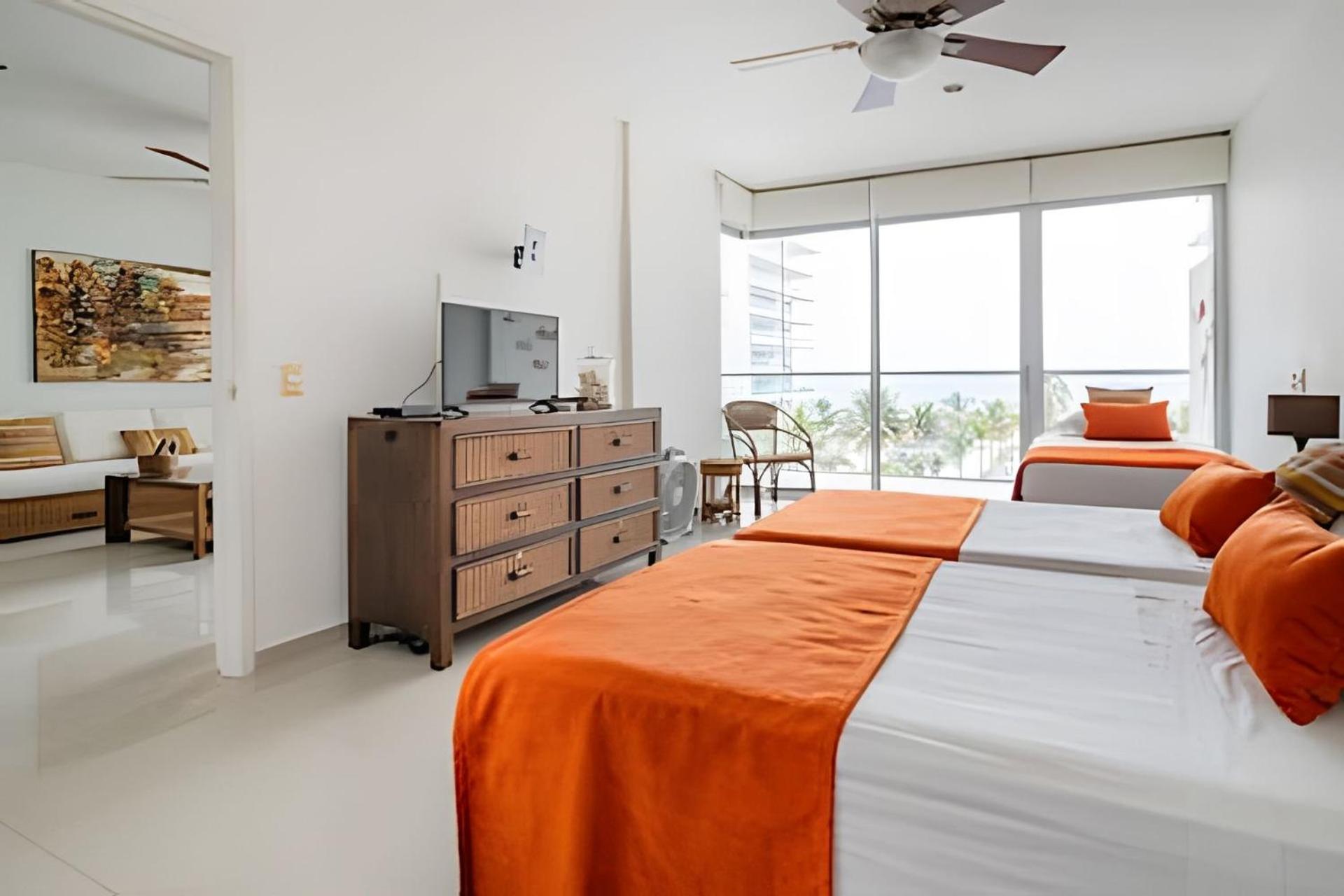 Amazing View. 2BR w/Beach Access | Morros Ultra