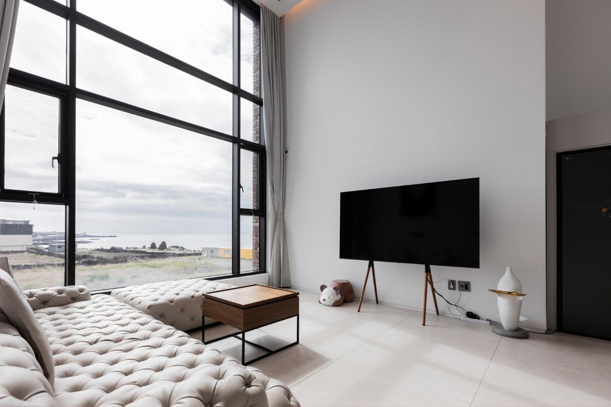 Dolphin Penthouse