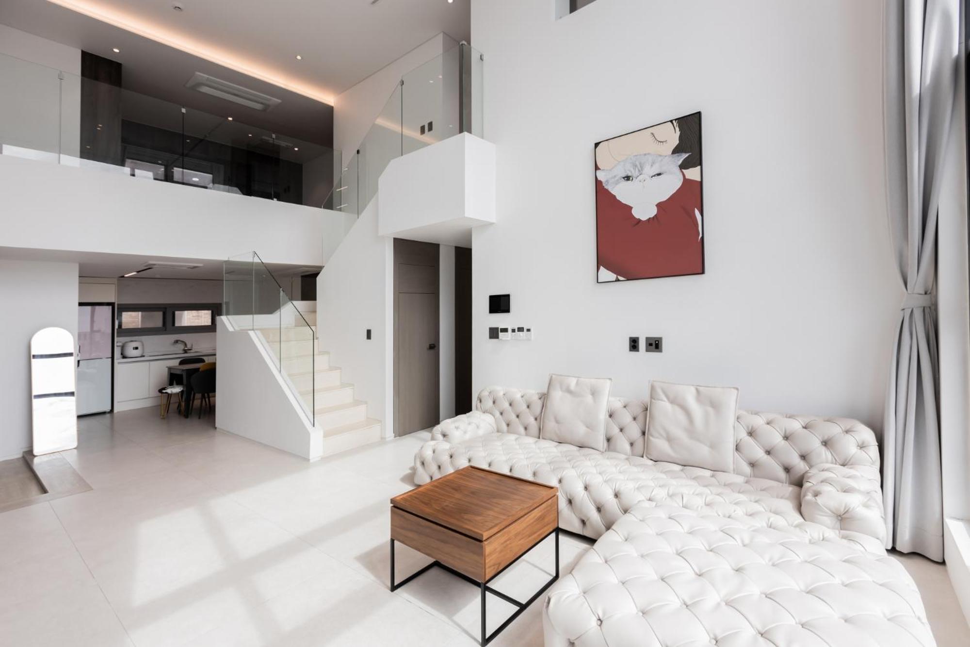 Dolphin Penthouse