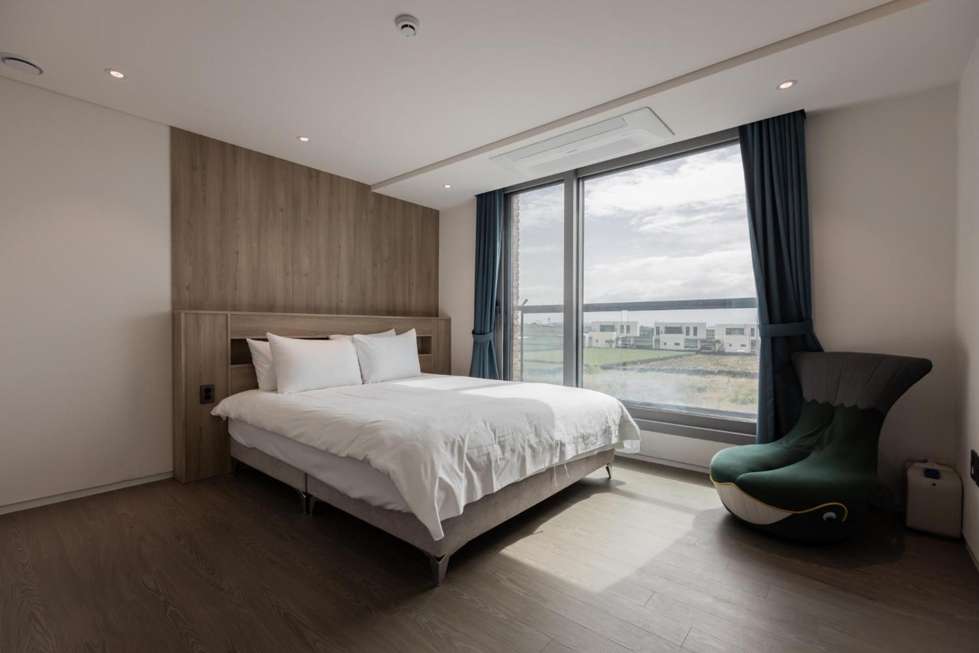 Dolphin Penthouse