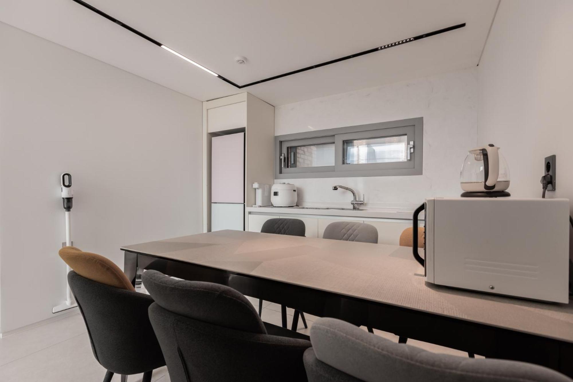 Dolphin Penthouse