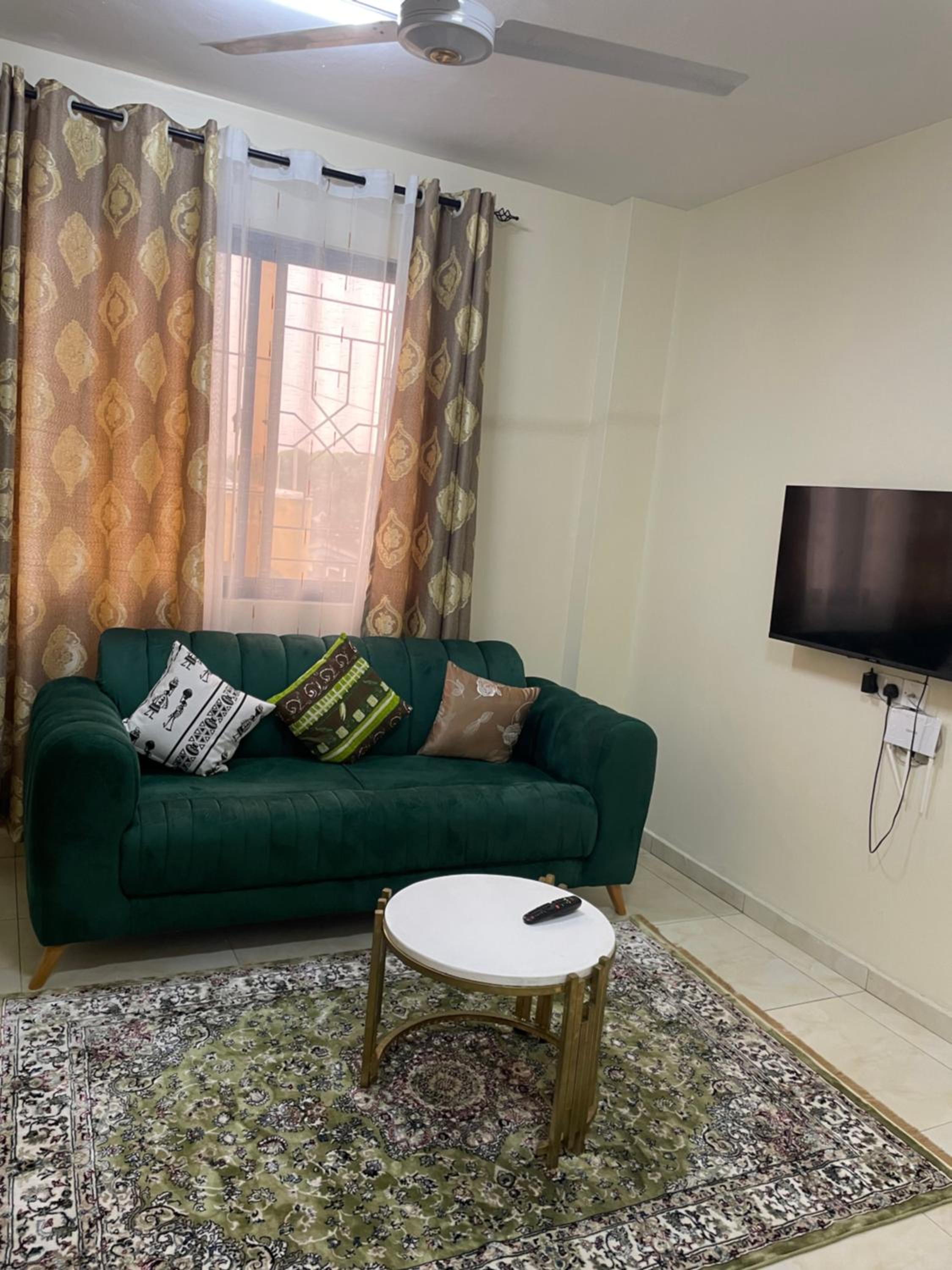Sky Lounge Apartments