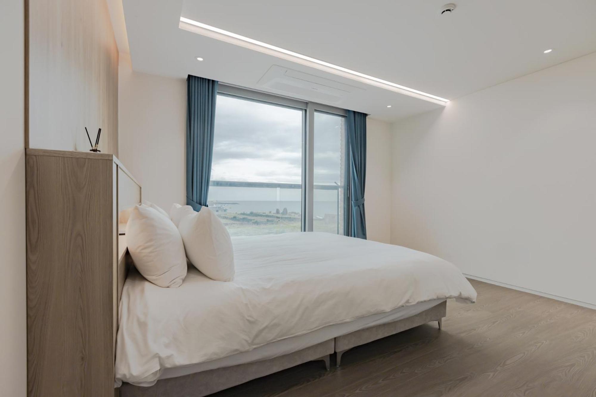 Dolphin Penthouse