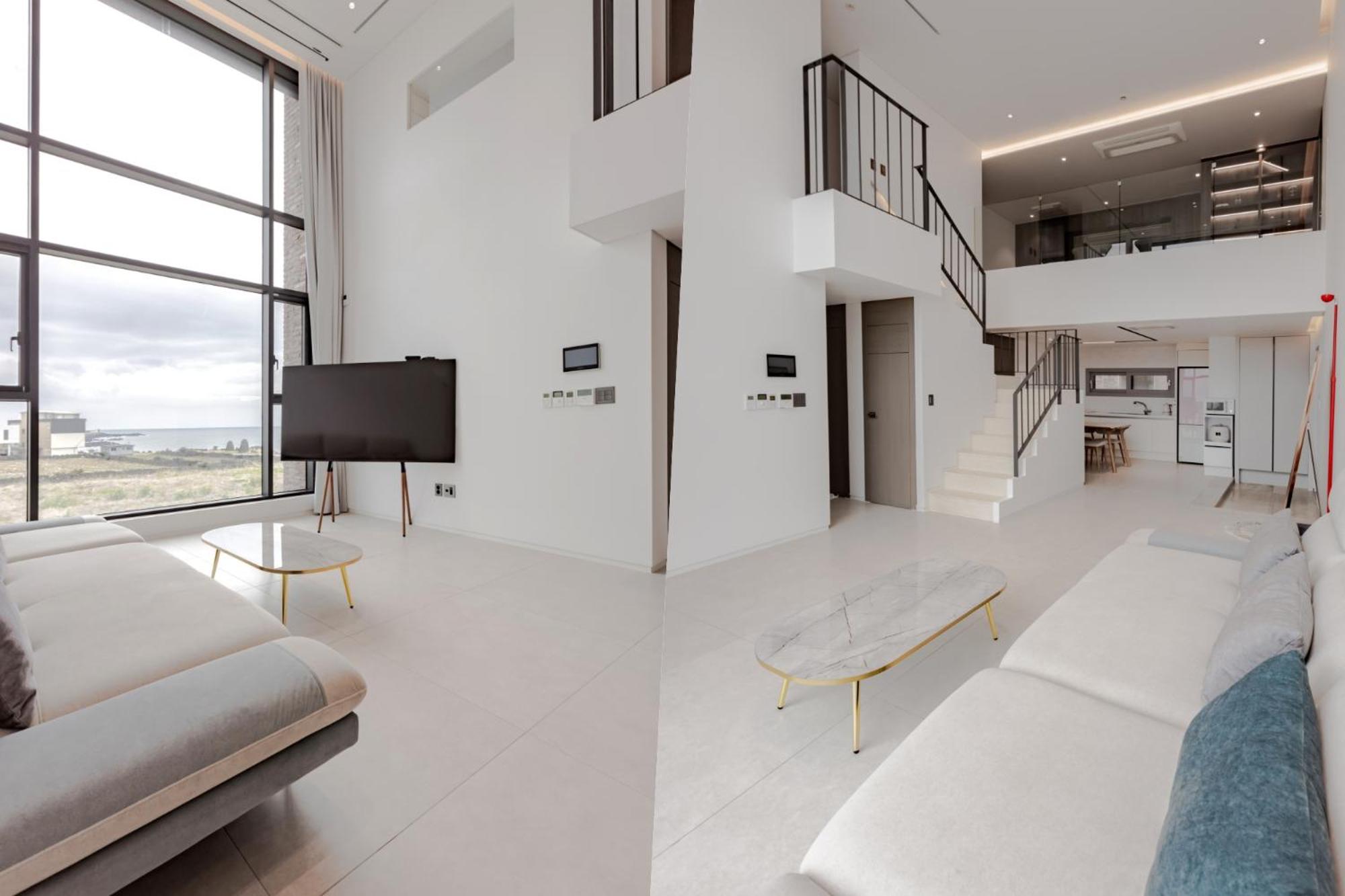 Dolphin Penthouse